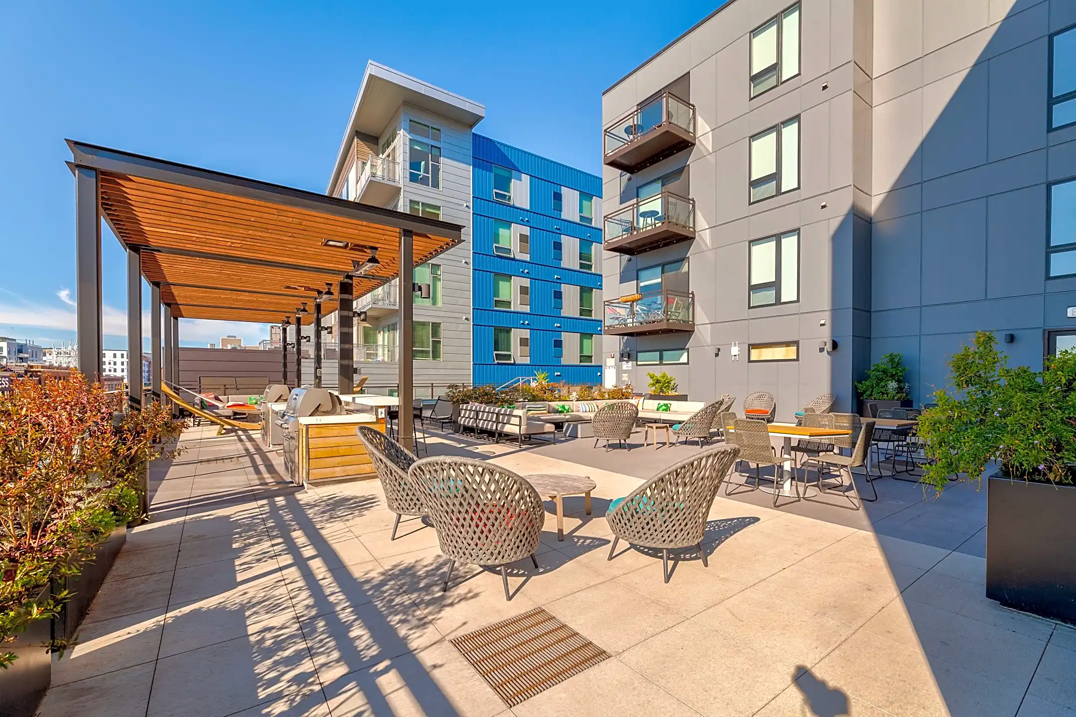 Revel Apartments Minneapolis, MN 55408