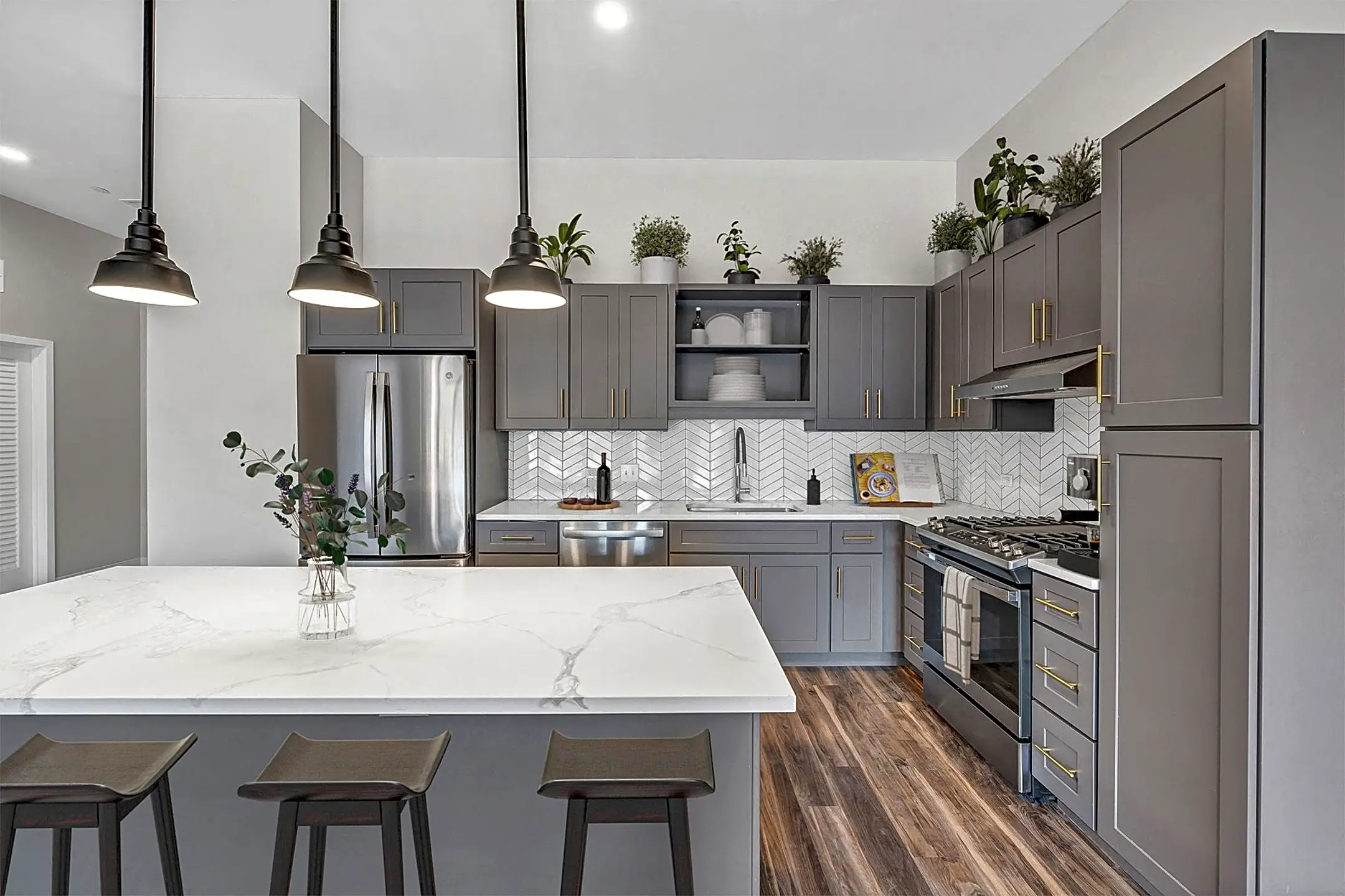 Albion Highland Park 1850 Green Bay Rd Highland Park, IL Apartments