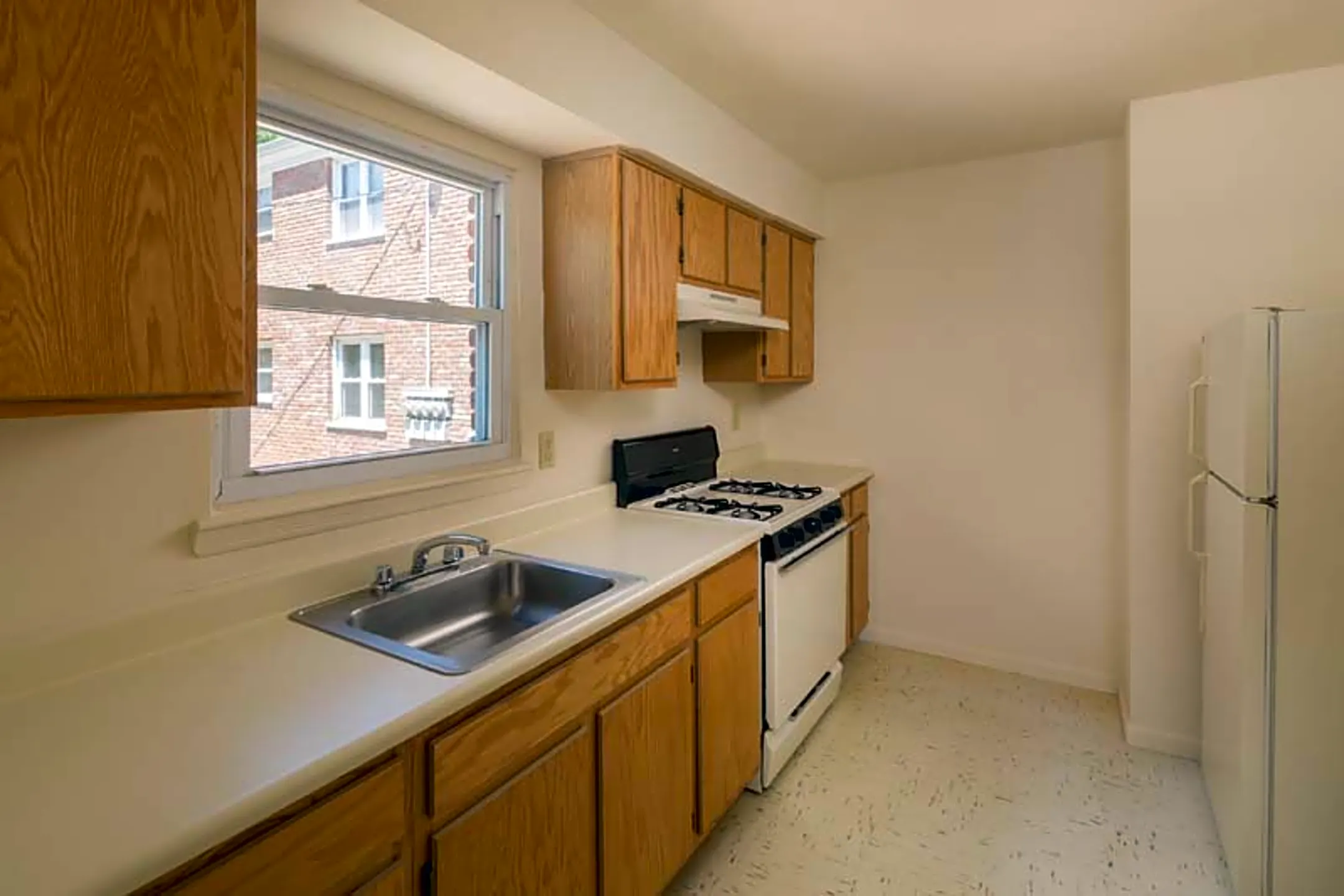 Scotch Plains Gardens Apartments Scotch Plains, NJ 07076