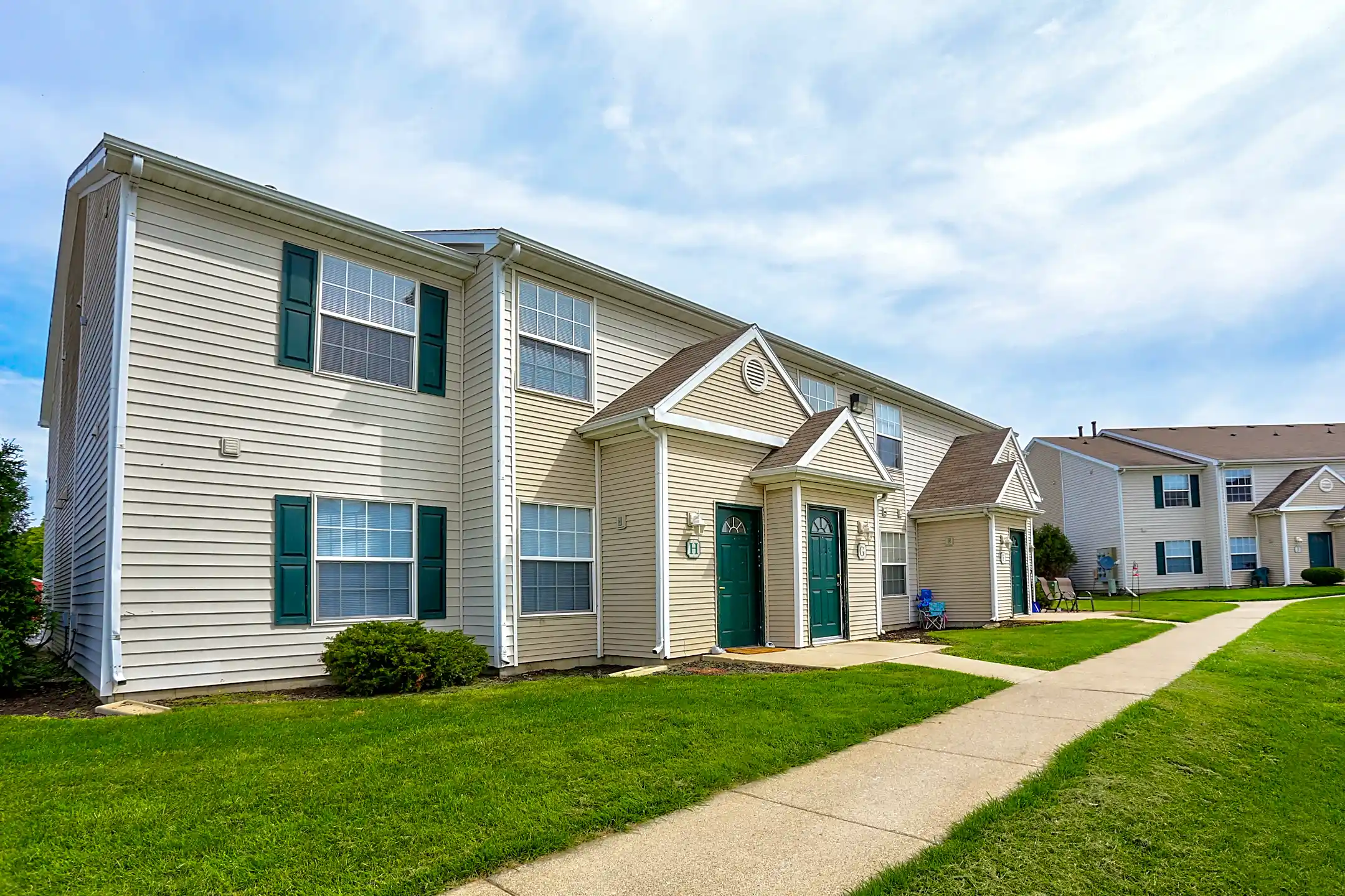 Four Seasons Apartments Adrian, MI 49221