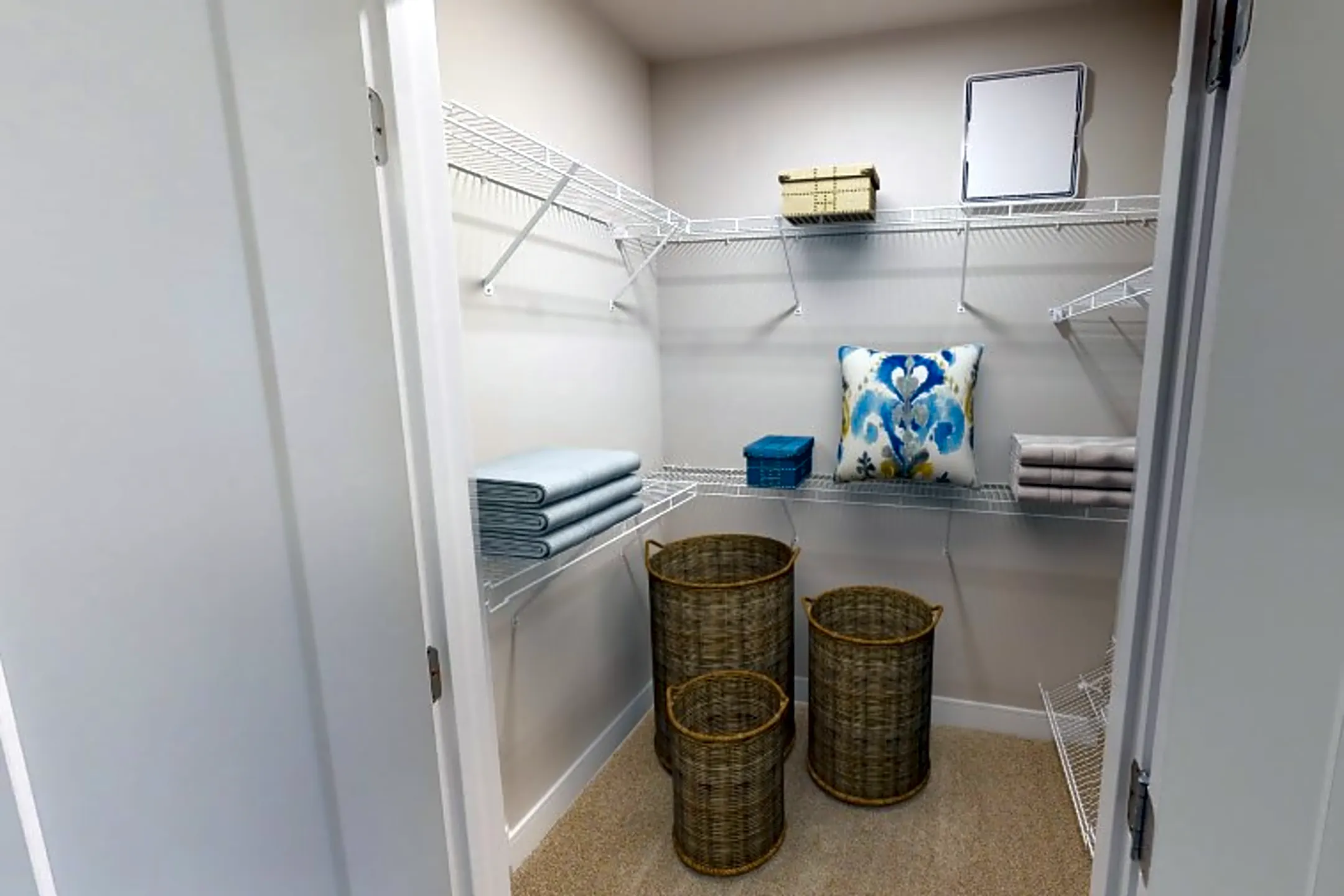 The Trace Upscale Apartments 1100 Vogt Drive Weldon Spring, MO