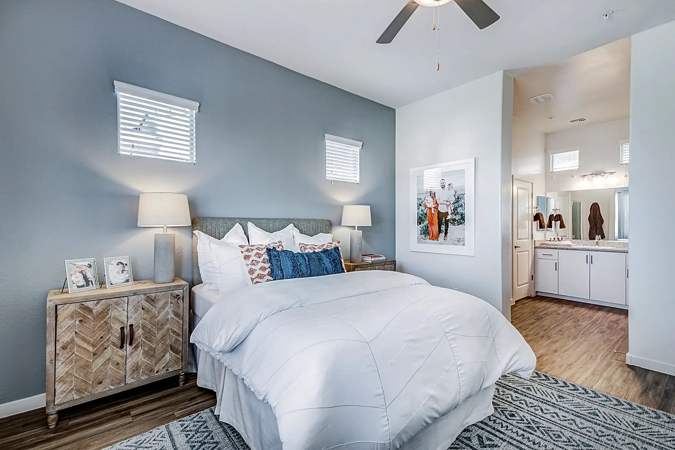 Avilla Gateway 9950 W Indian School Rd Phoenix, AZ Apartments for