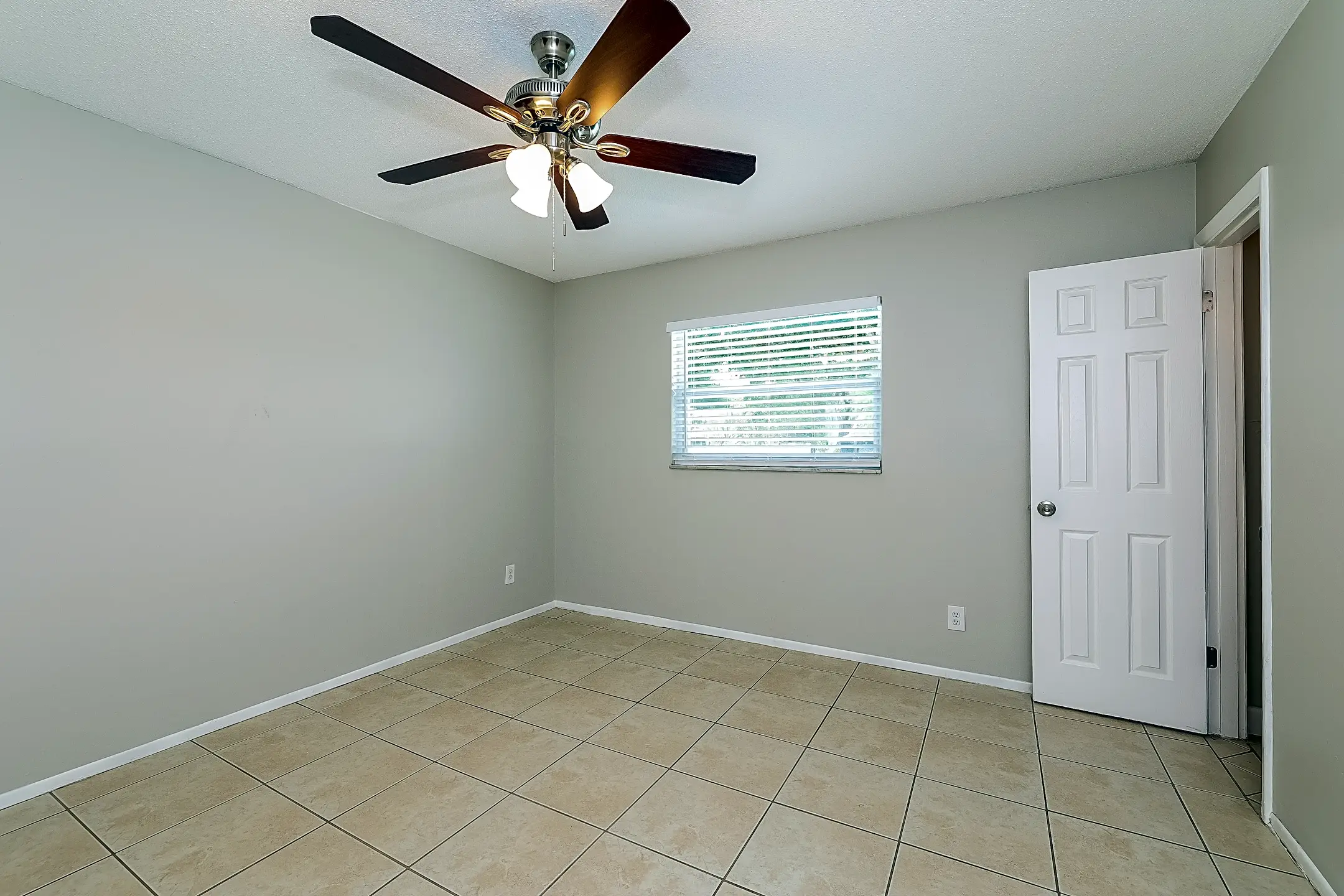 Bedroom - 1713 Brown St - Kissimmee, FL