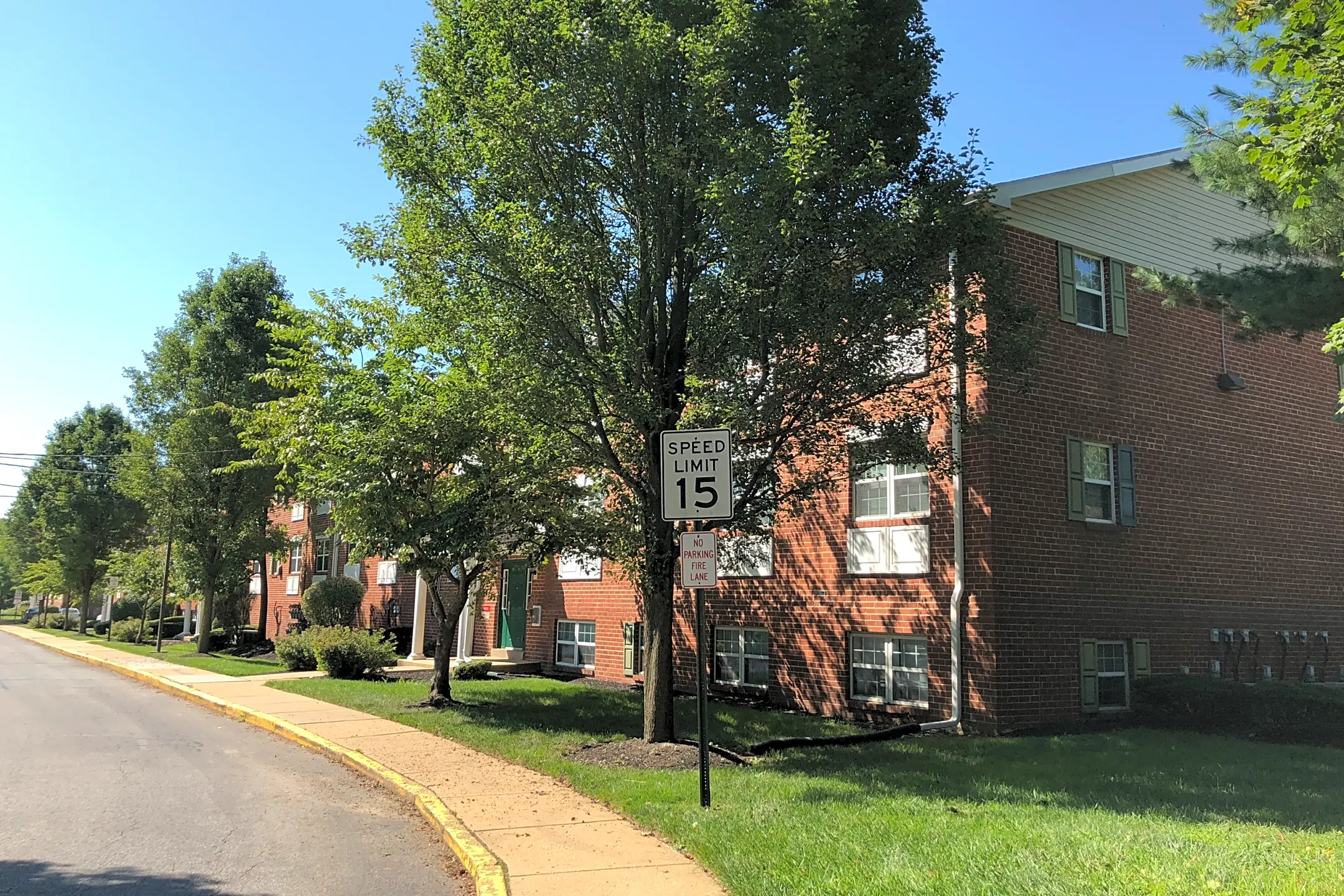 Coachman Manor Apartments