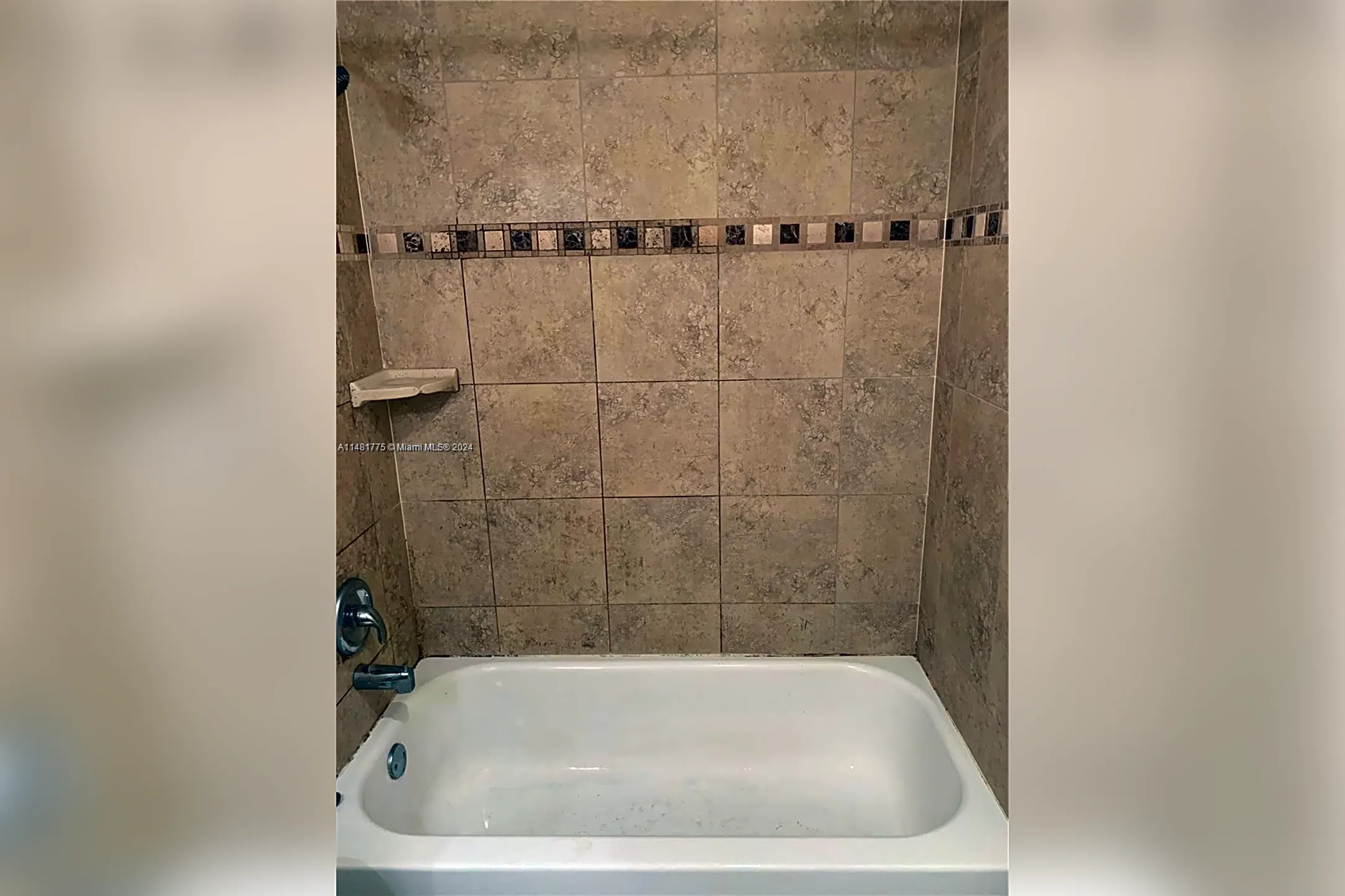 Bathroom - 9732 NW 15th St #306 - Pembroke Pines, FL
