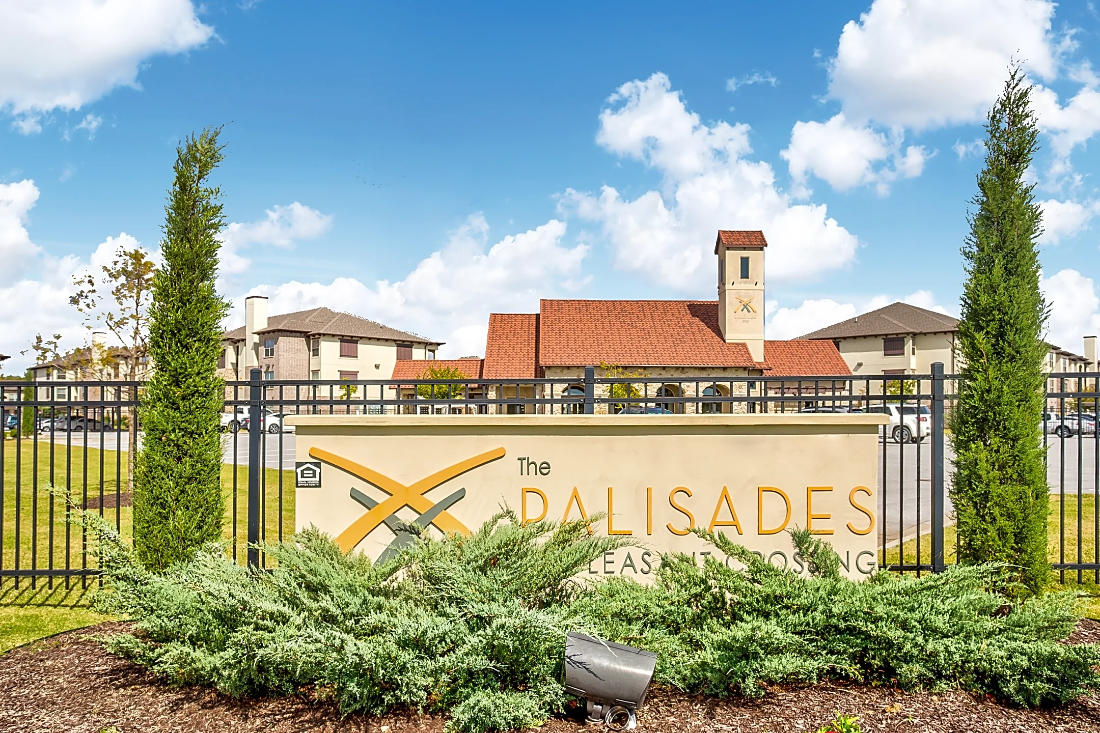 The Palisades At Pleasant Crossing