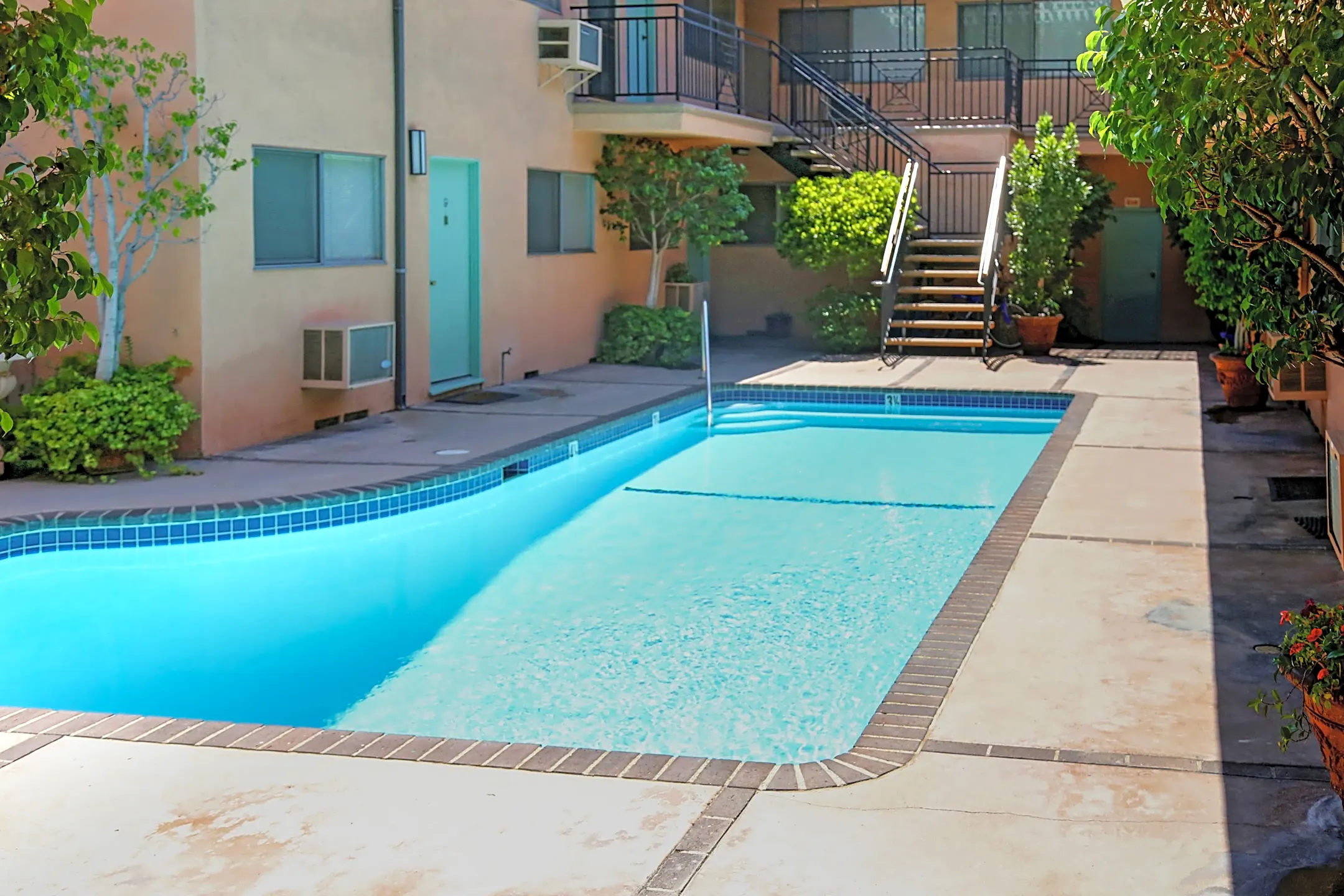 mar vista apartments for rent