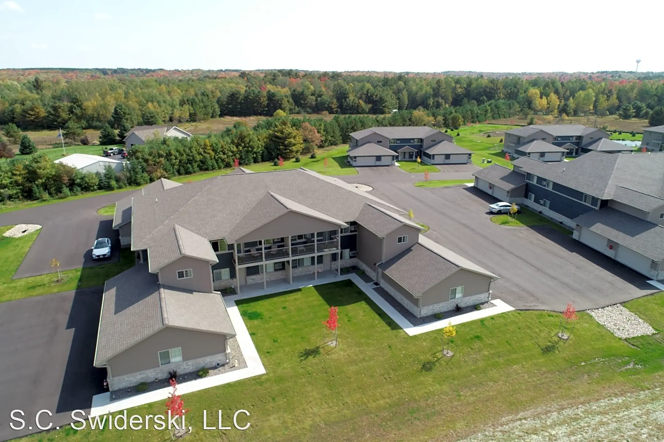 Village Estates 1160 Kronenwetter Dr Kronenwetter, WI Apartments