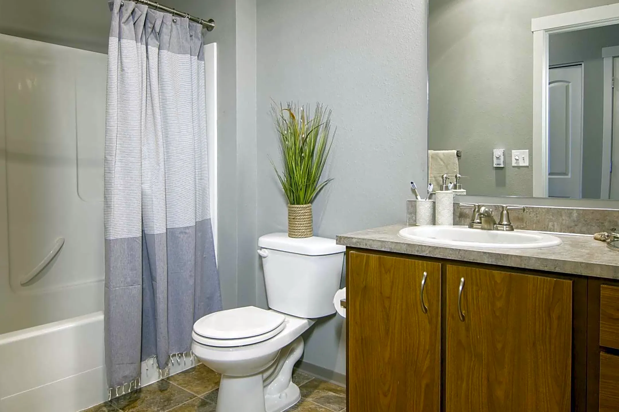 Bathroom - River Ridge Apartments - Tualatin, OR
