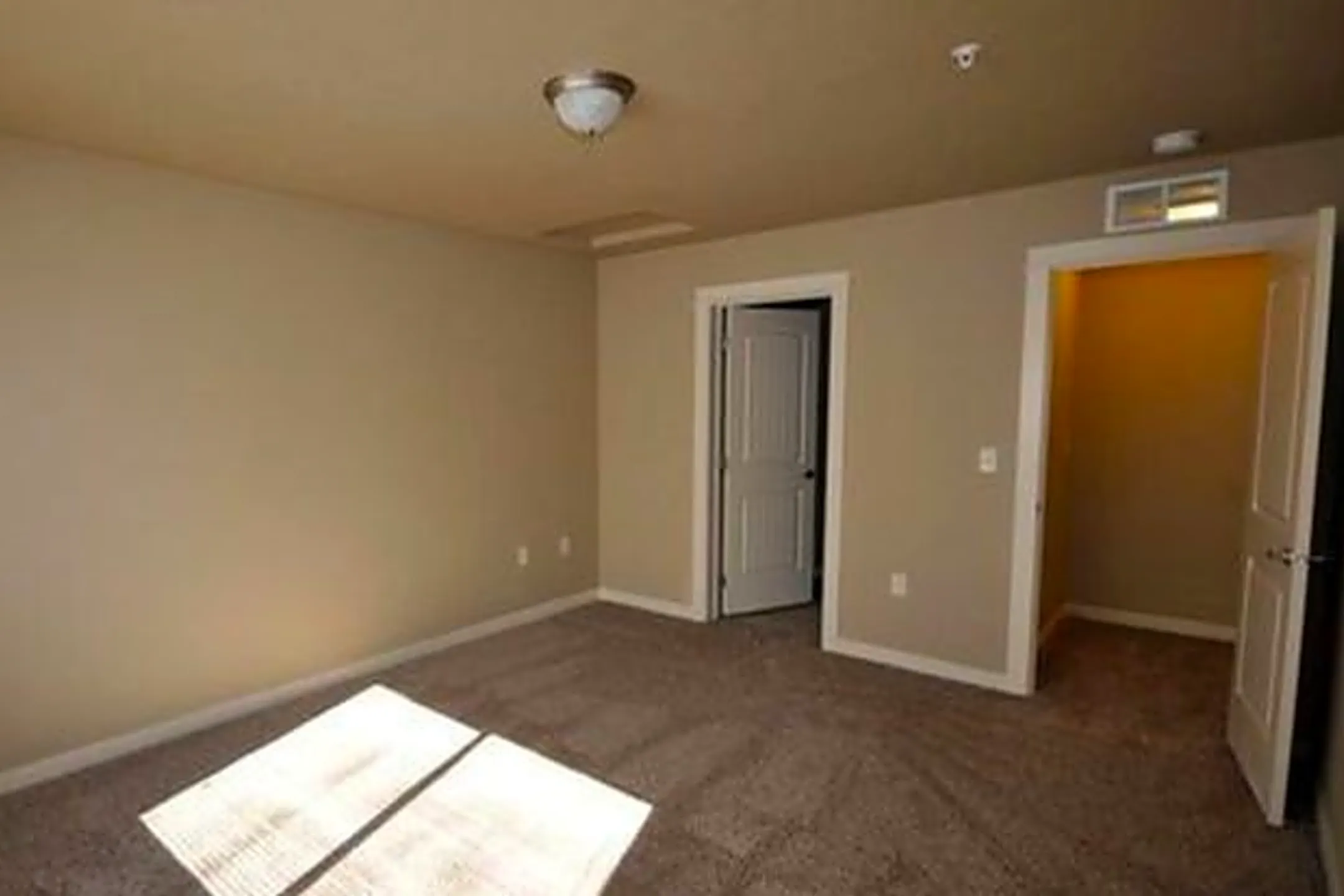 Bedroom - 9125 W Ustick Rd - Boise, ID