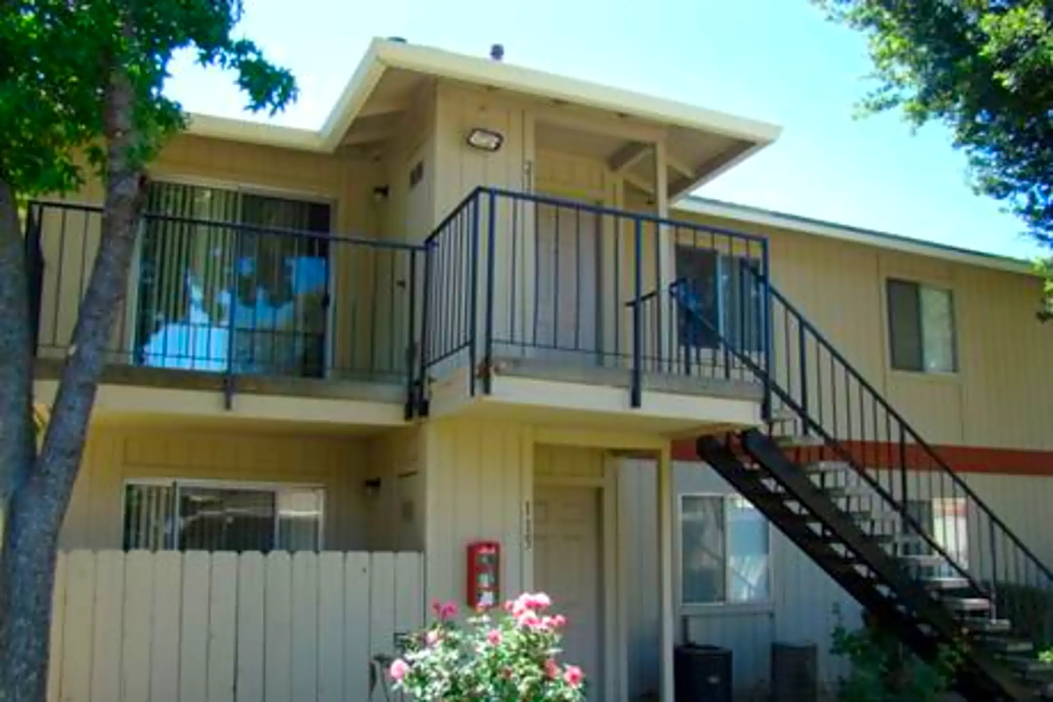 Spring Mountain Apartments 240 Edith Ave Corning, CA Apartments for