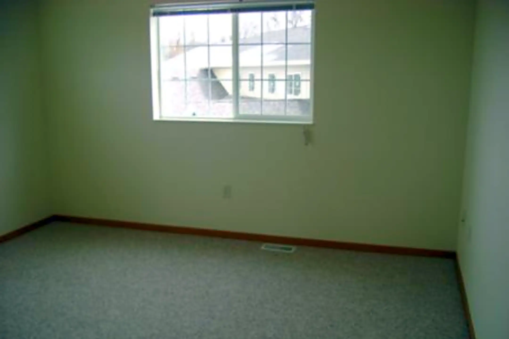 Jordan Valley Townhomes 375 Augusta Ct Jordan, MN Townhomes for