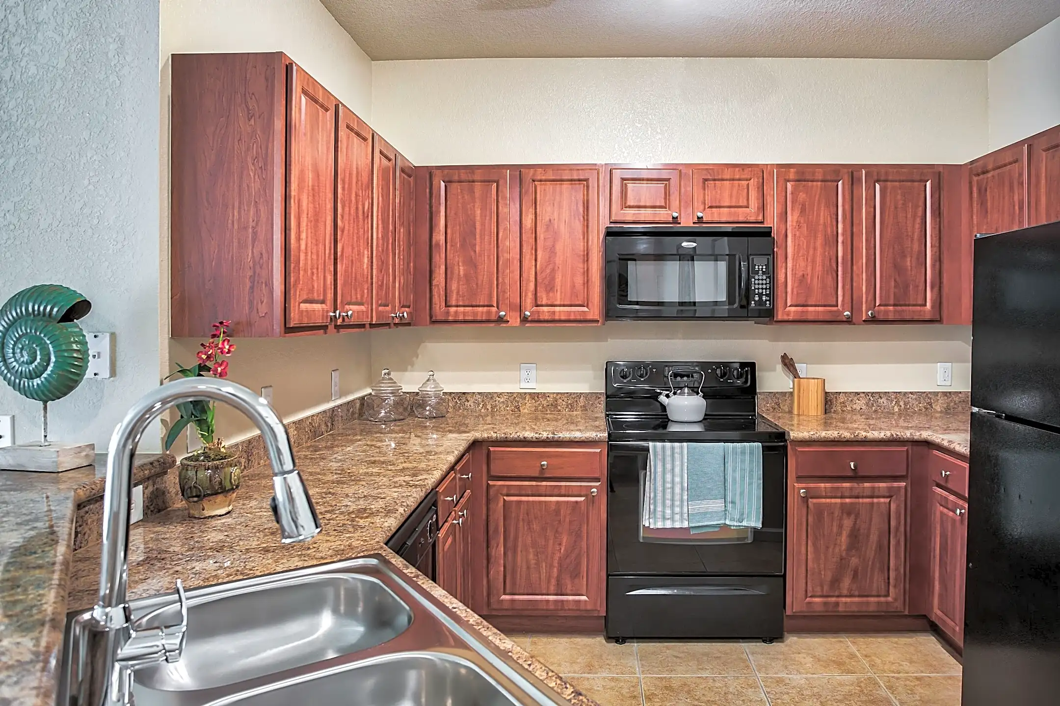 Yacht Club at Heritage Harbour 6510 Anchor Loop Bradenton, FL