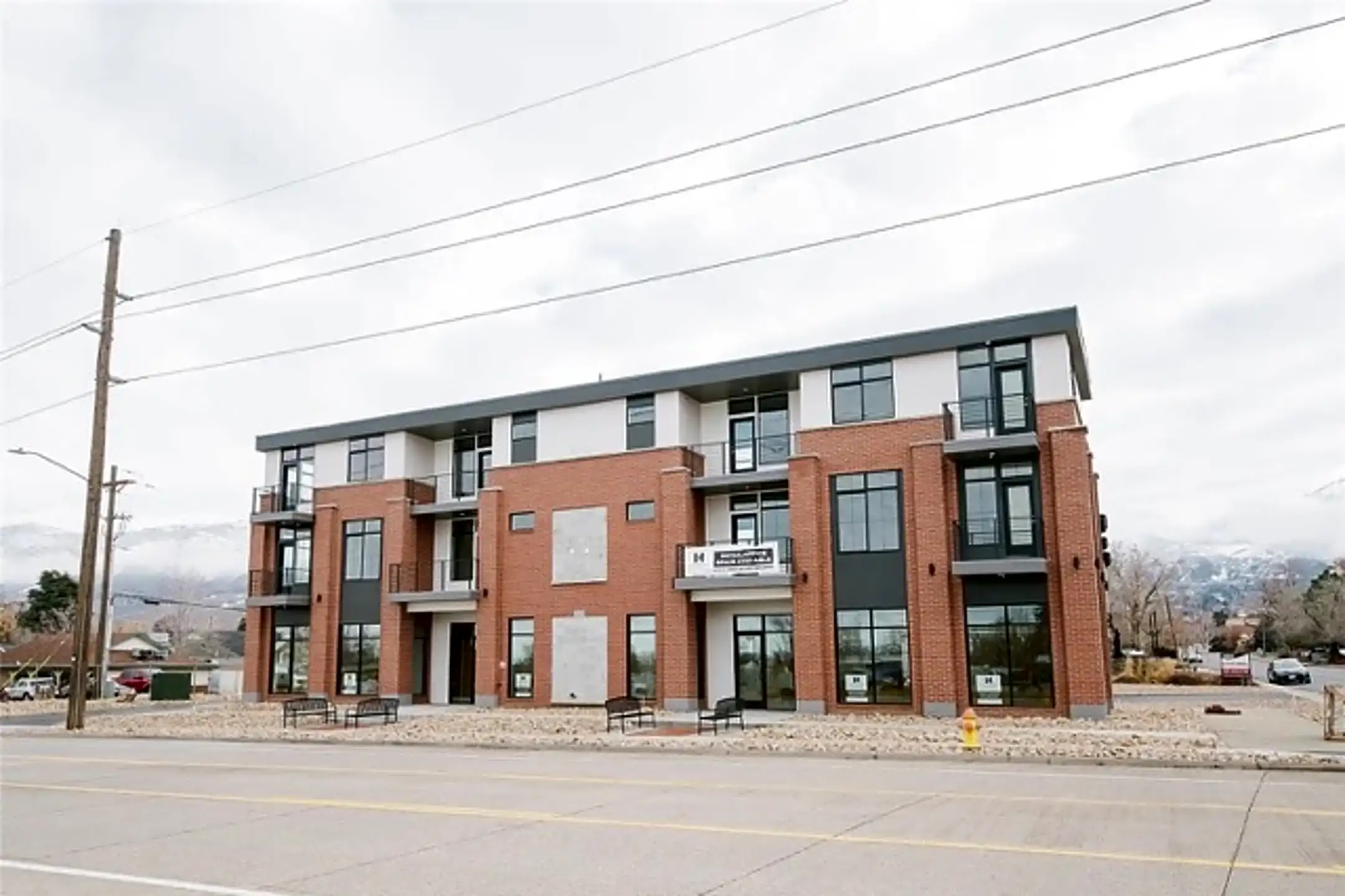 189 S 200 W Apartments Bountiful, UT 84010