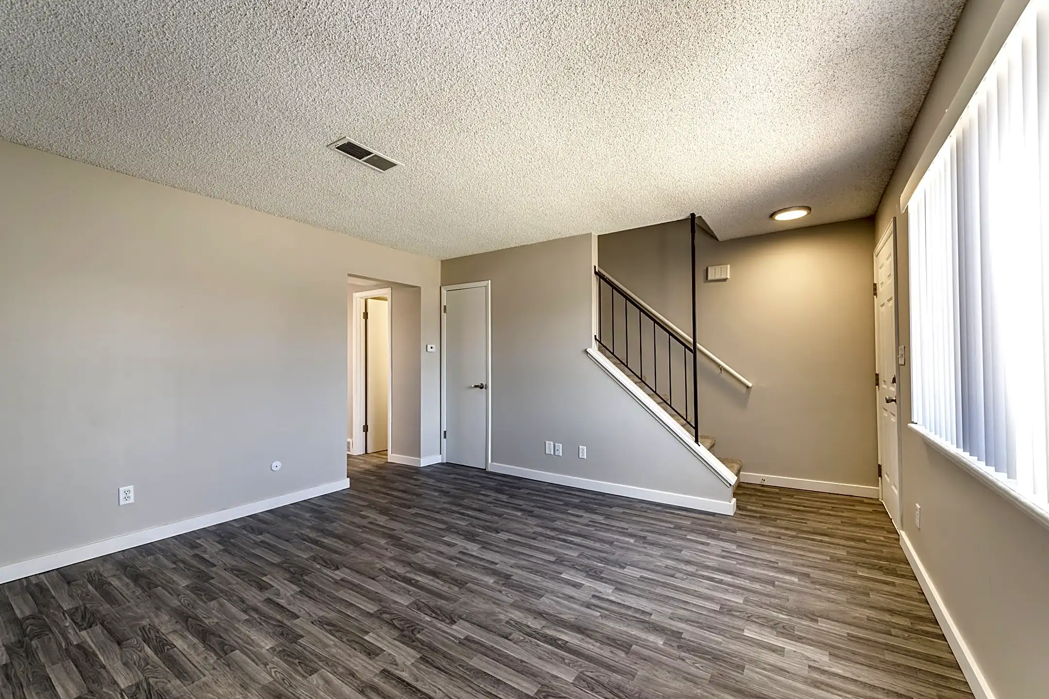 Overlook Townhomes 1905 28th Street 1905B Greeley, CO Apartments