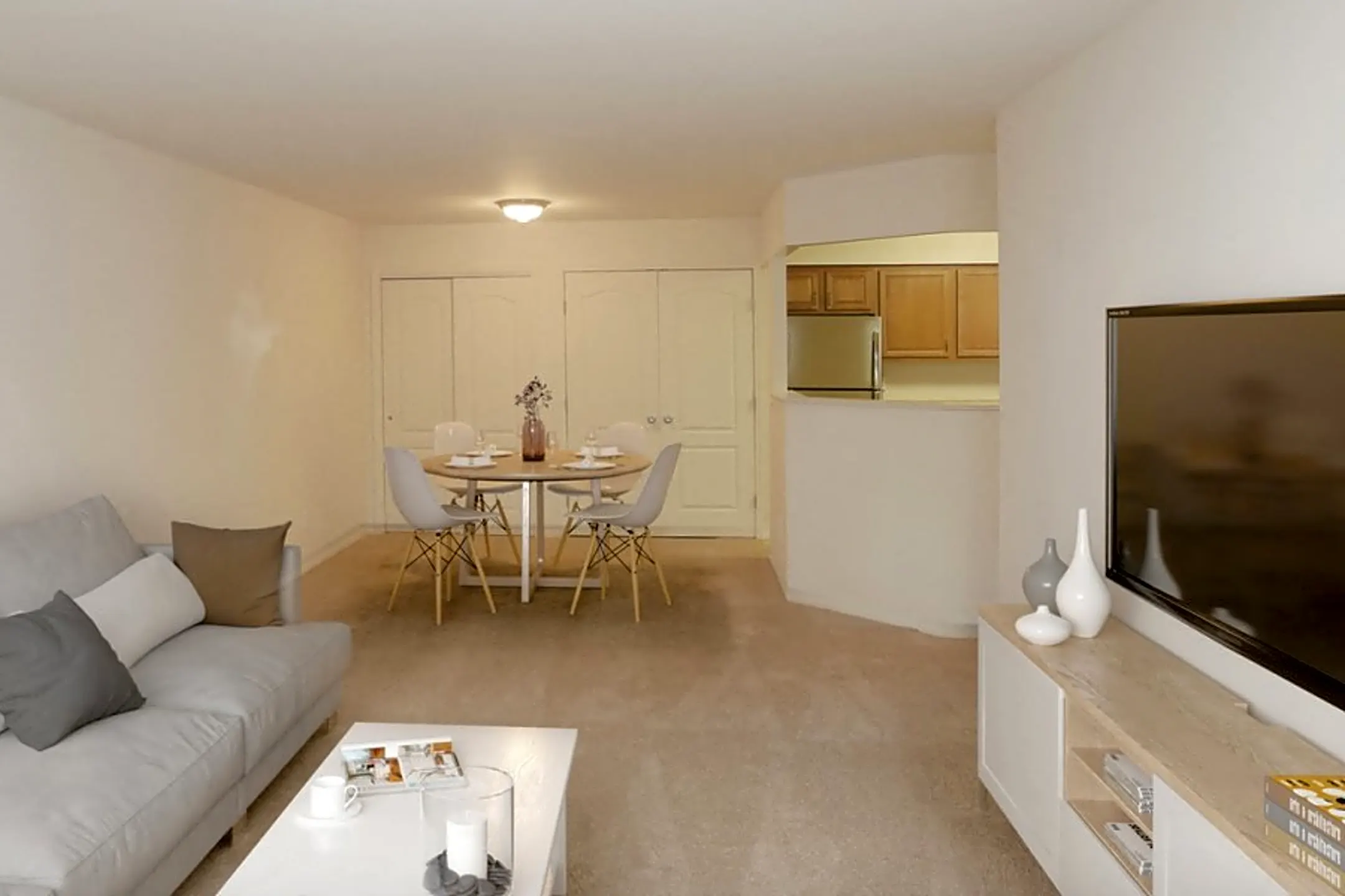 Villas at Pine Hills 162 Wading River Rd Manorville, NY Apartments