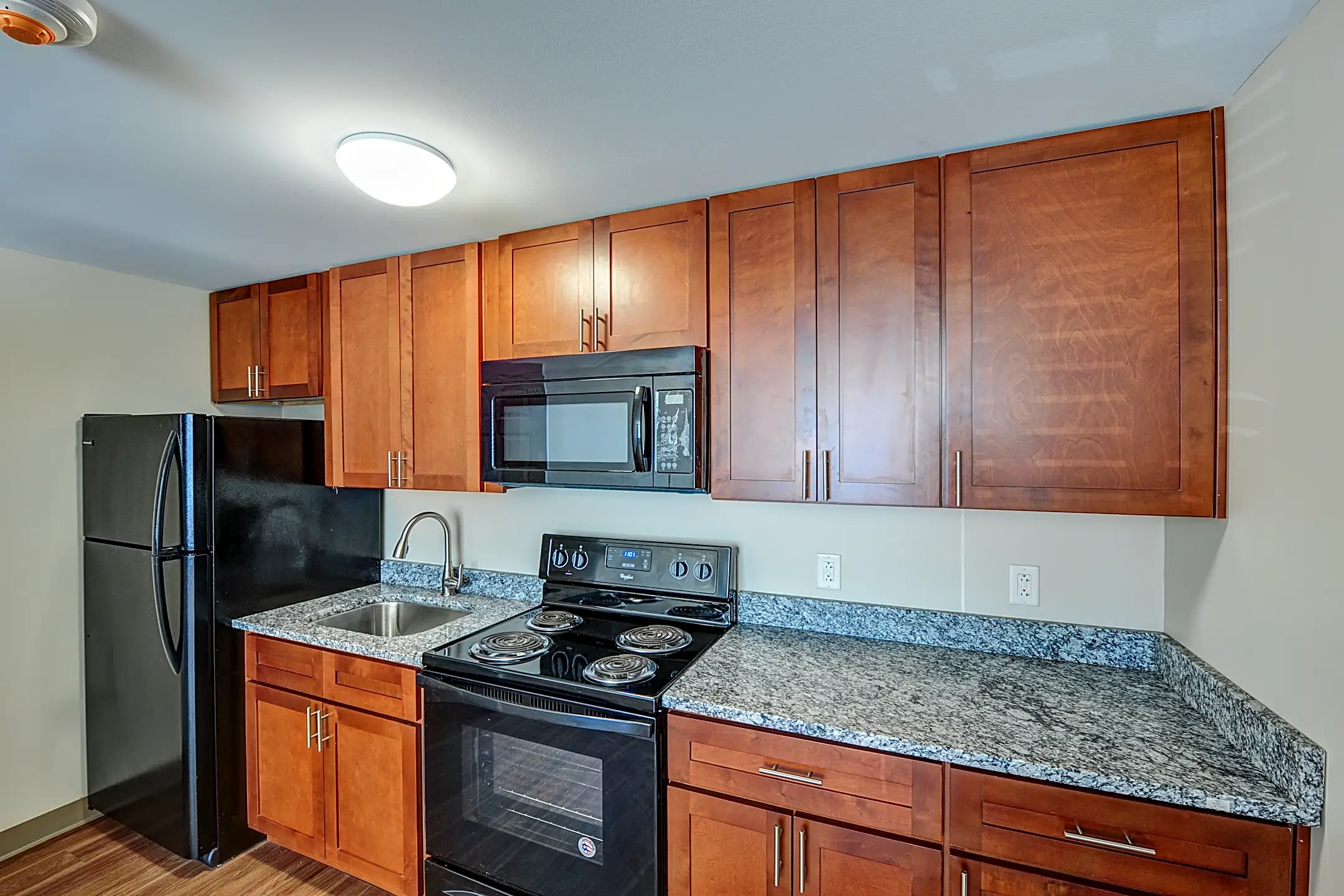 The Flats of Williamsburg Williamsburg, VA 23185