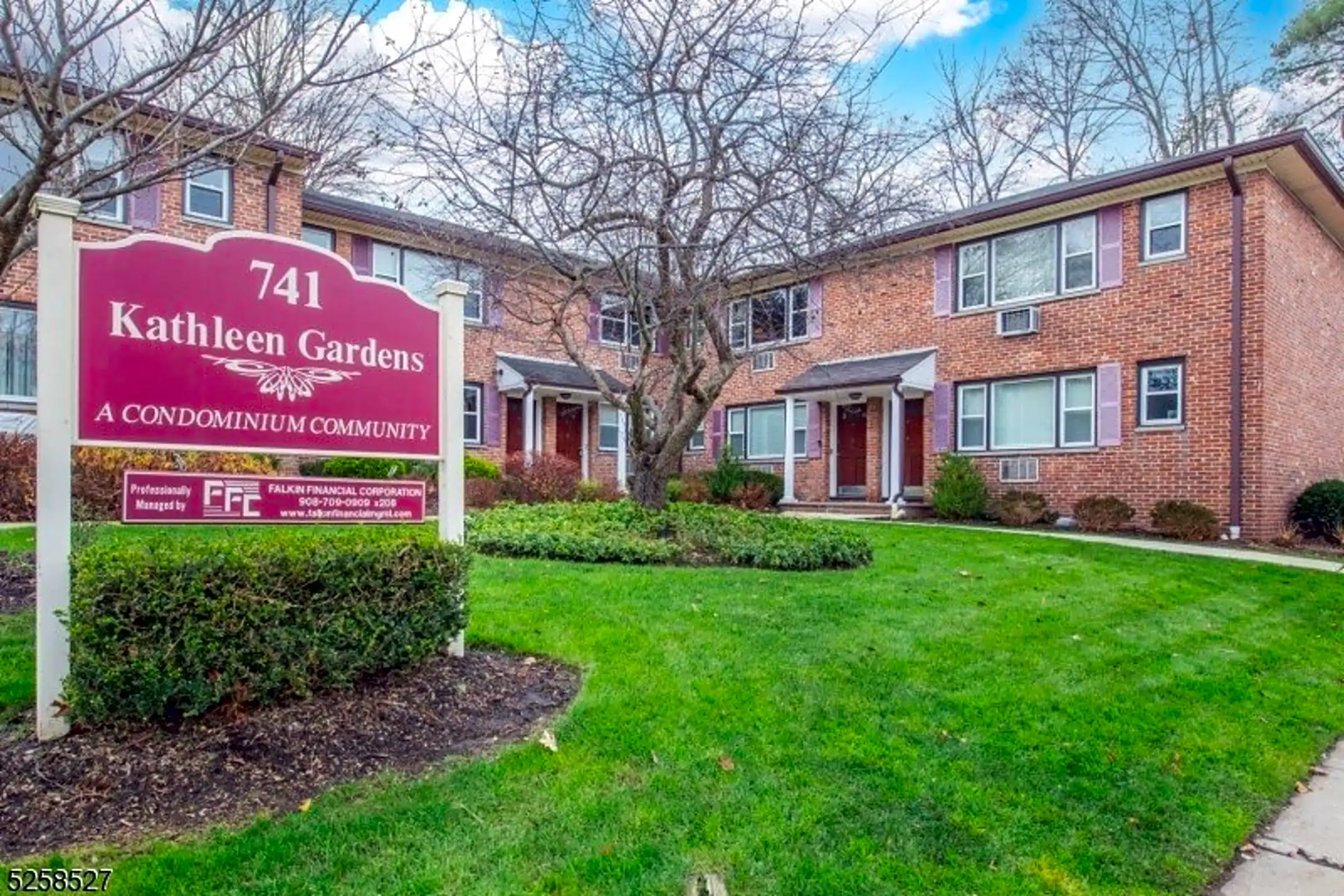 741 Bloomfield Ave H2 Condos Verona, NJ 07044