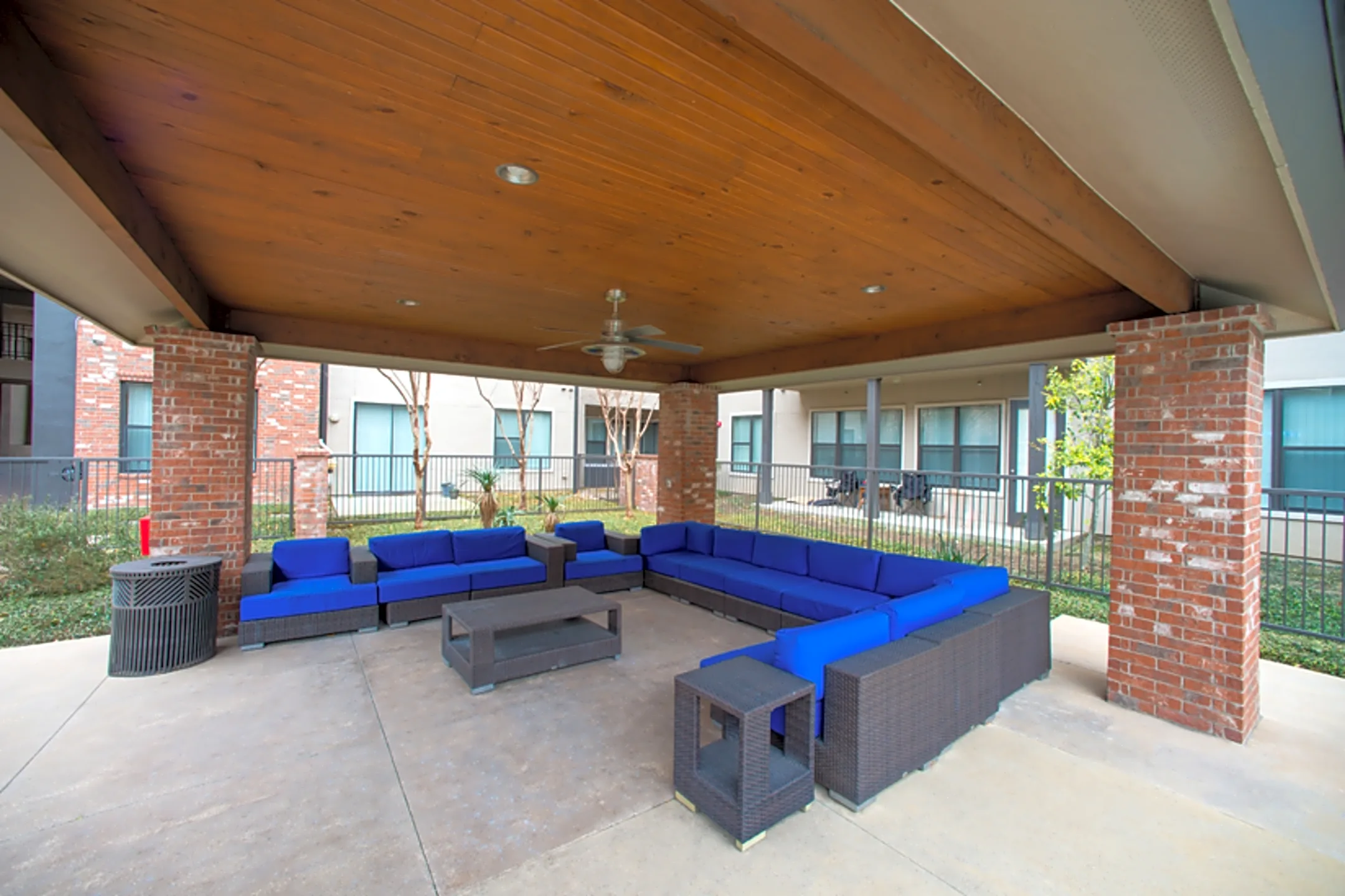 Gramercy On The Park - Dallas, TX