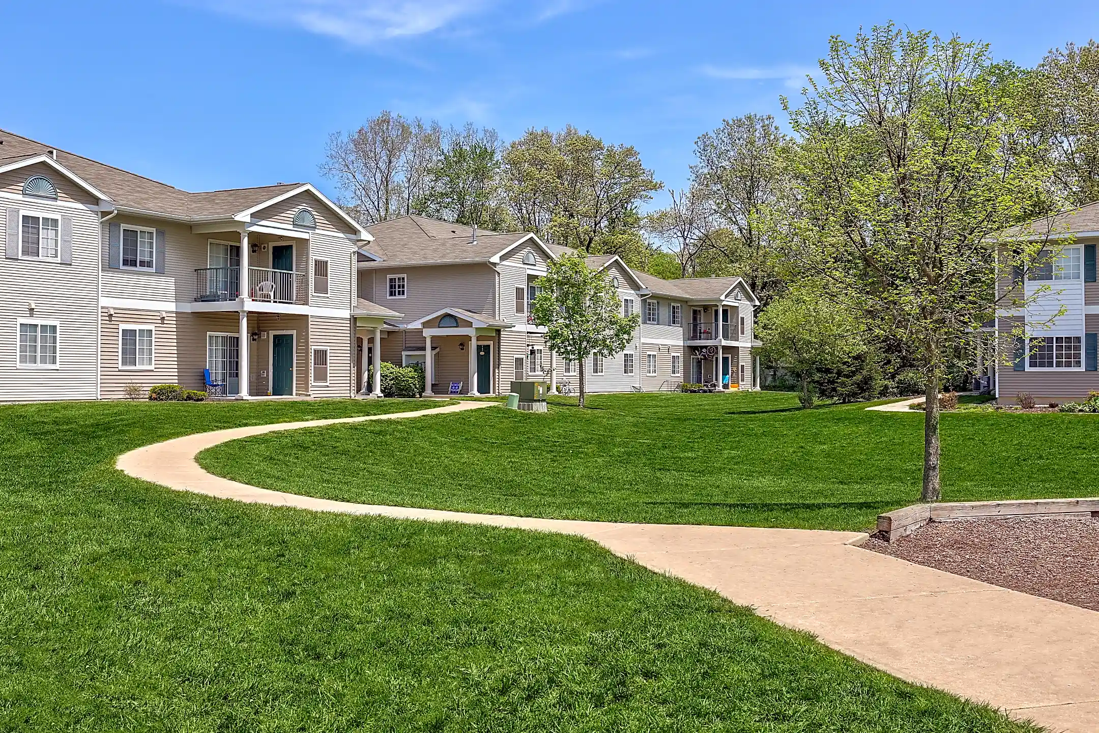 Emerald Park & Emerald Woods Senior Apartments Plainwell, MI 49080