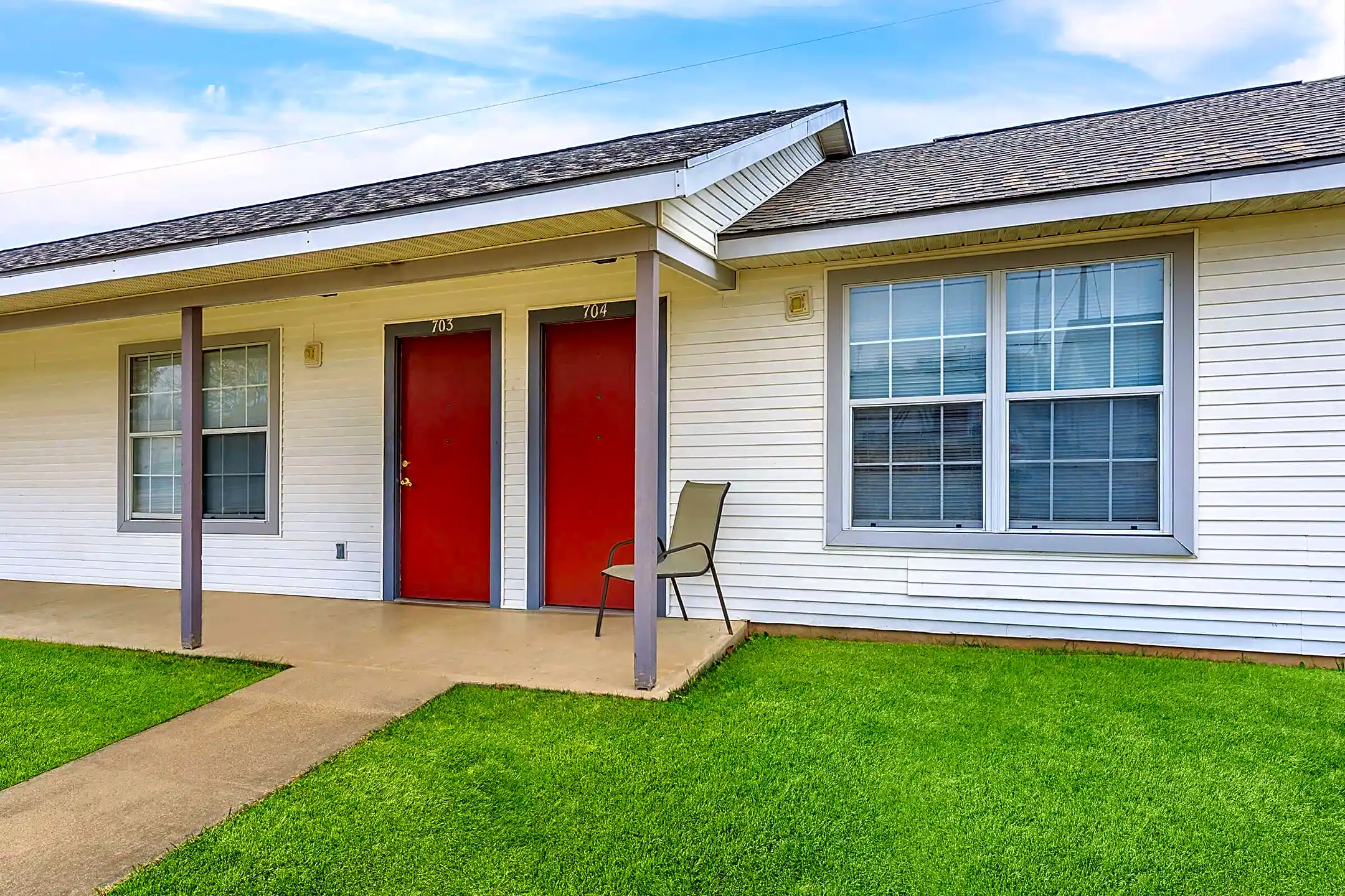 Devonshire Apartments 2130 N Hearne Ave Shreveport, LA Apartments