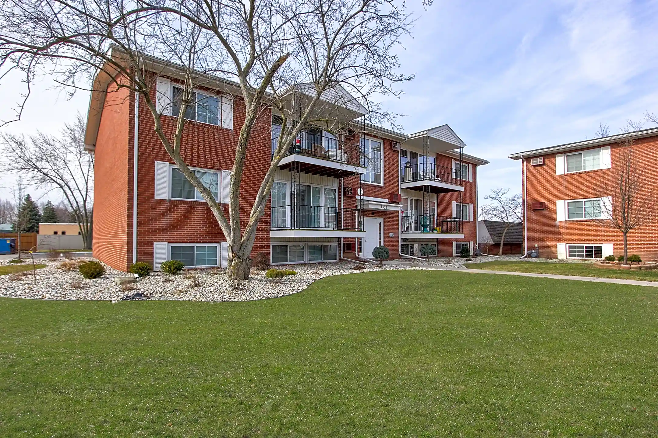 Adrian Manor Apartments 1401 W Maple Ave Adrian, MI Apartments for