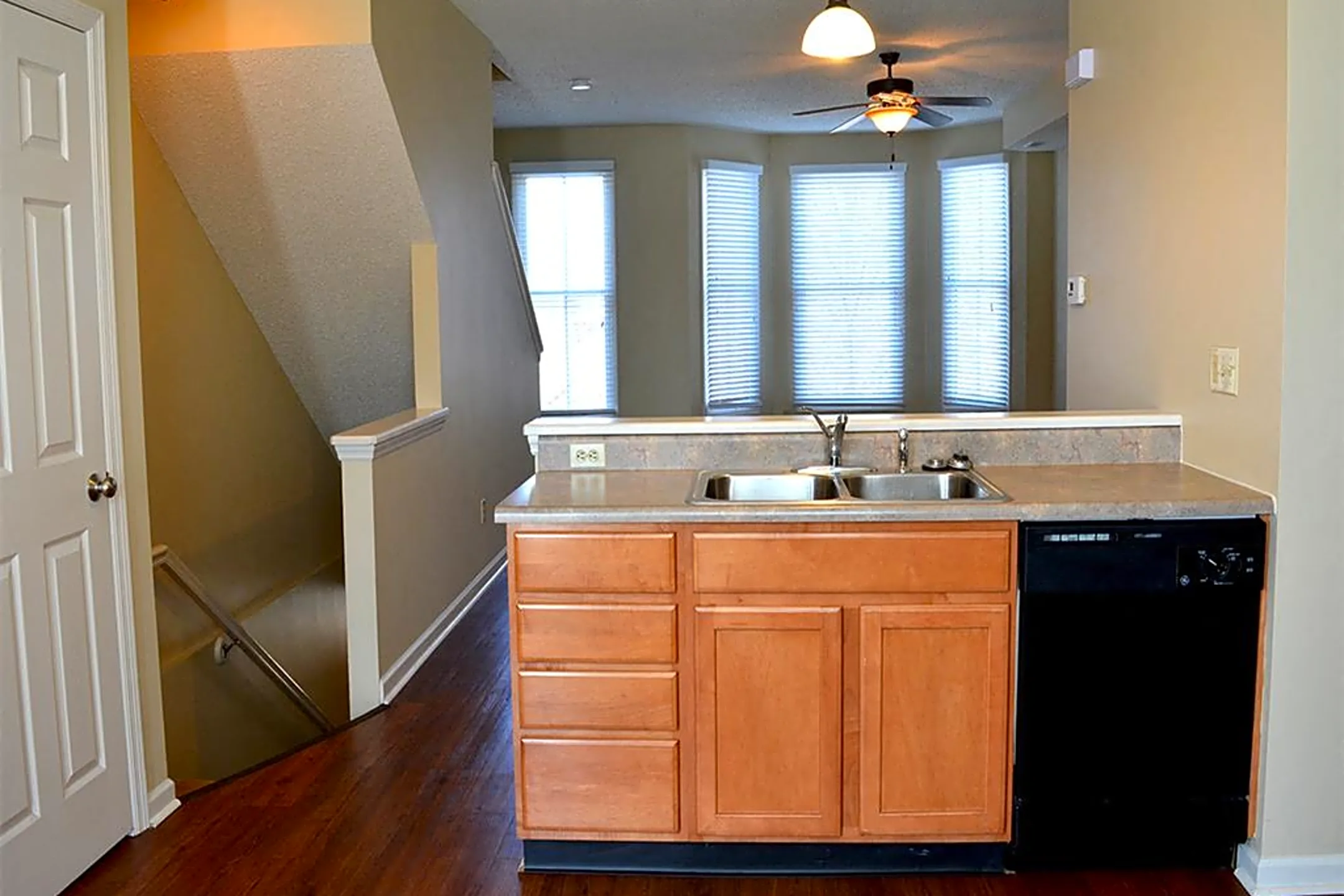 Promenade at New Town 3301 Domain St 1 Saint Charles, MO