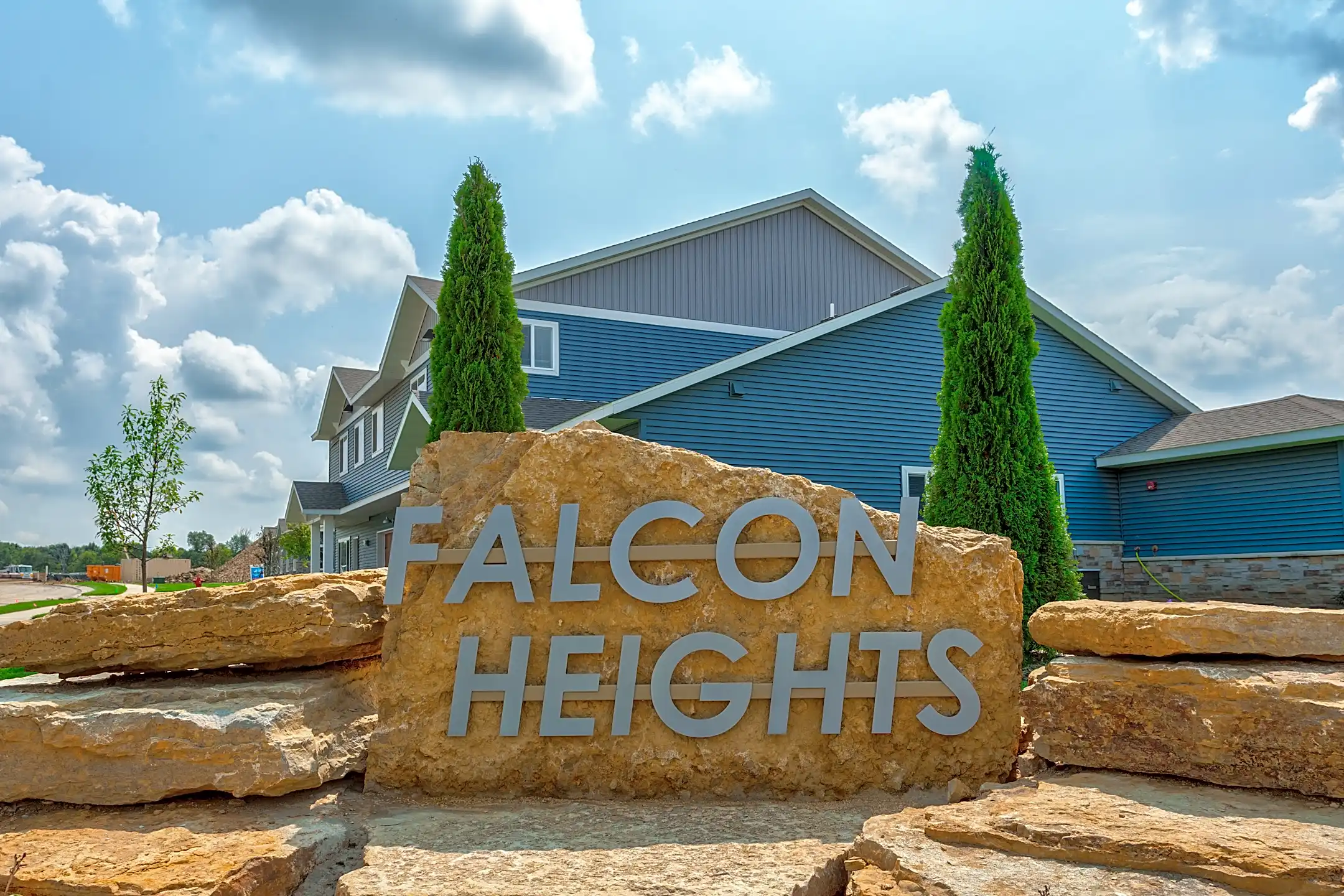 Falcon Heights Townhomes 4400 Red Hawk Drive Southeast Rochester