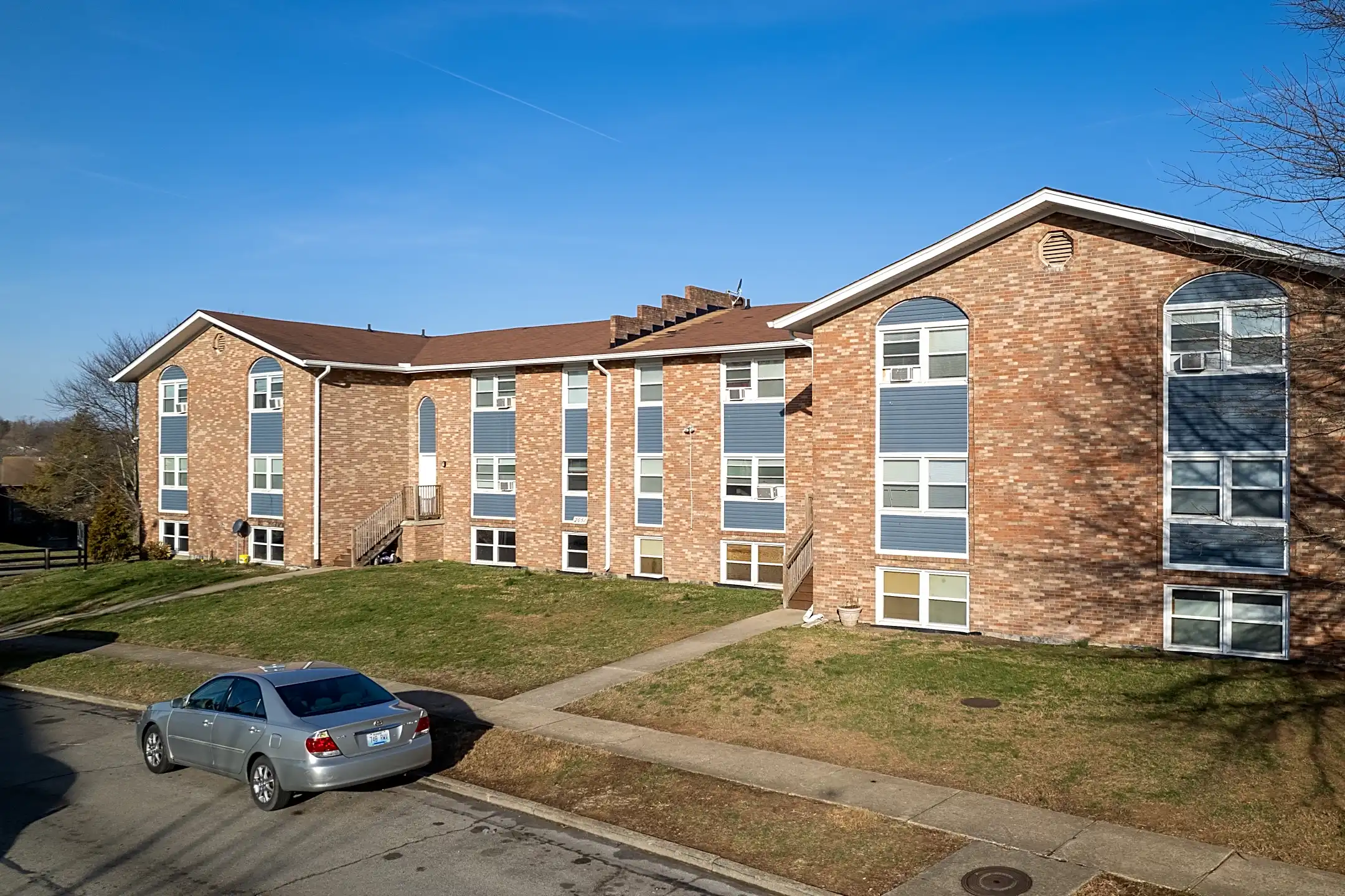 Park Vista Apartments 1270 Village Drive Lexington, KY Apartments