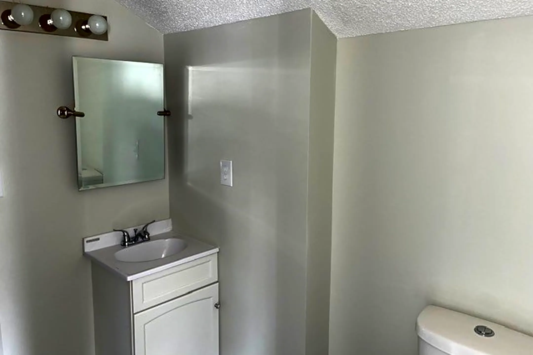 409 E Campbell Ave Rantoul, IL Houses for Rent Rent.