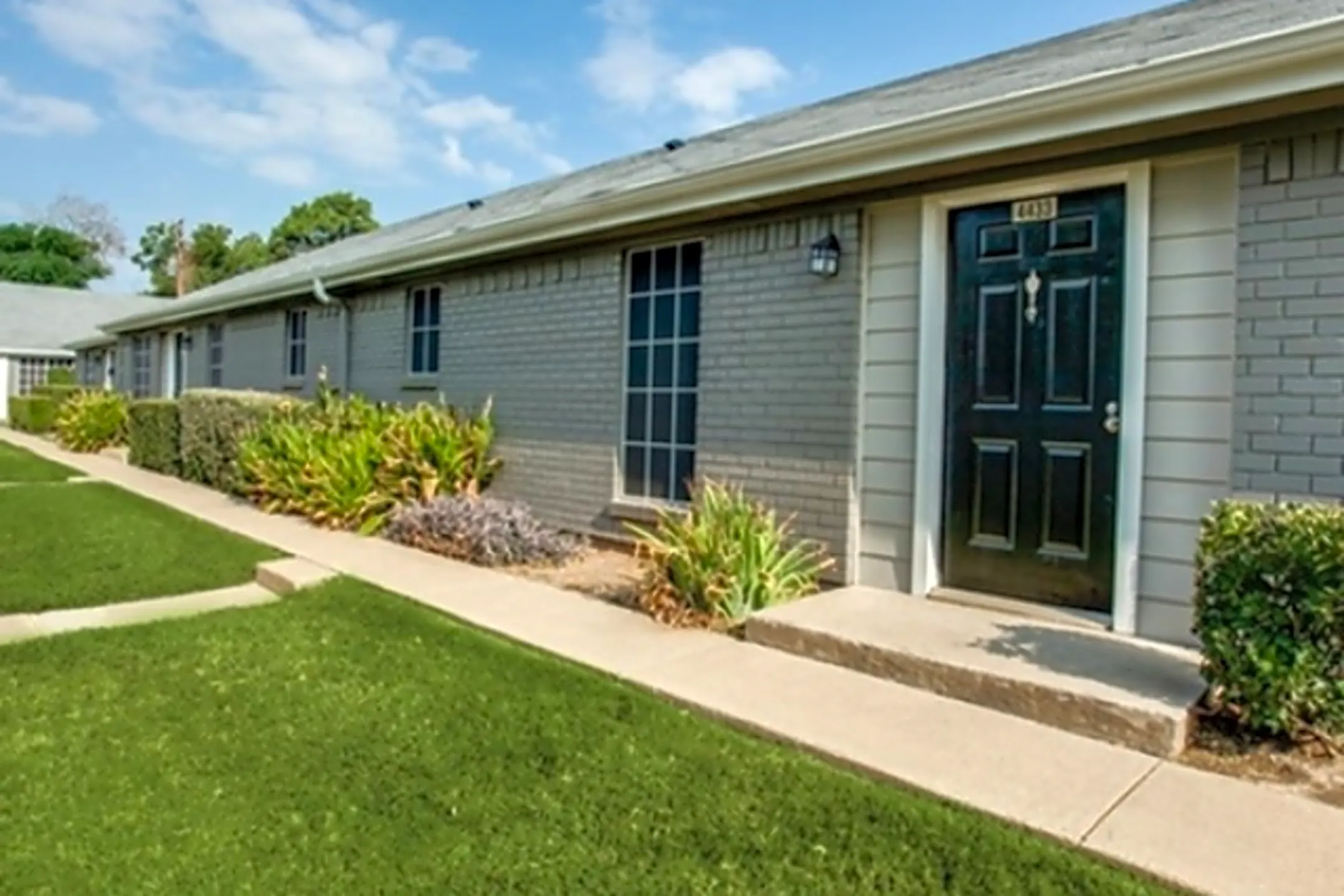 Parkwyn Townhomes North Richland Hills, TX 76180