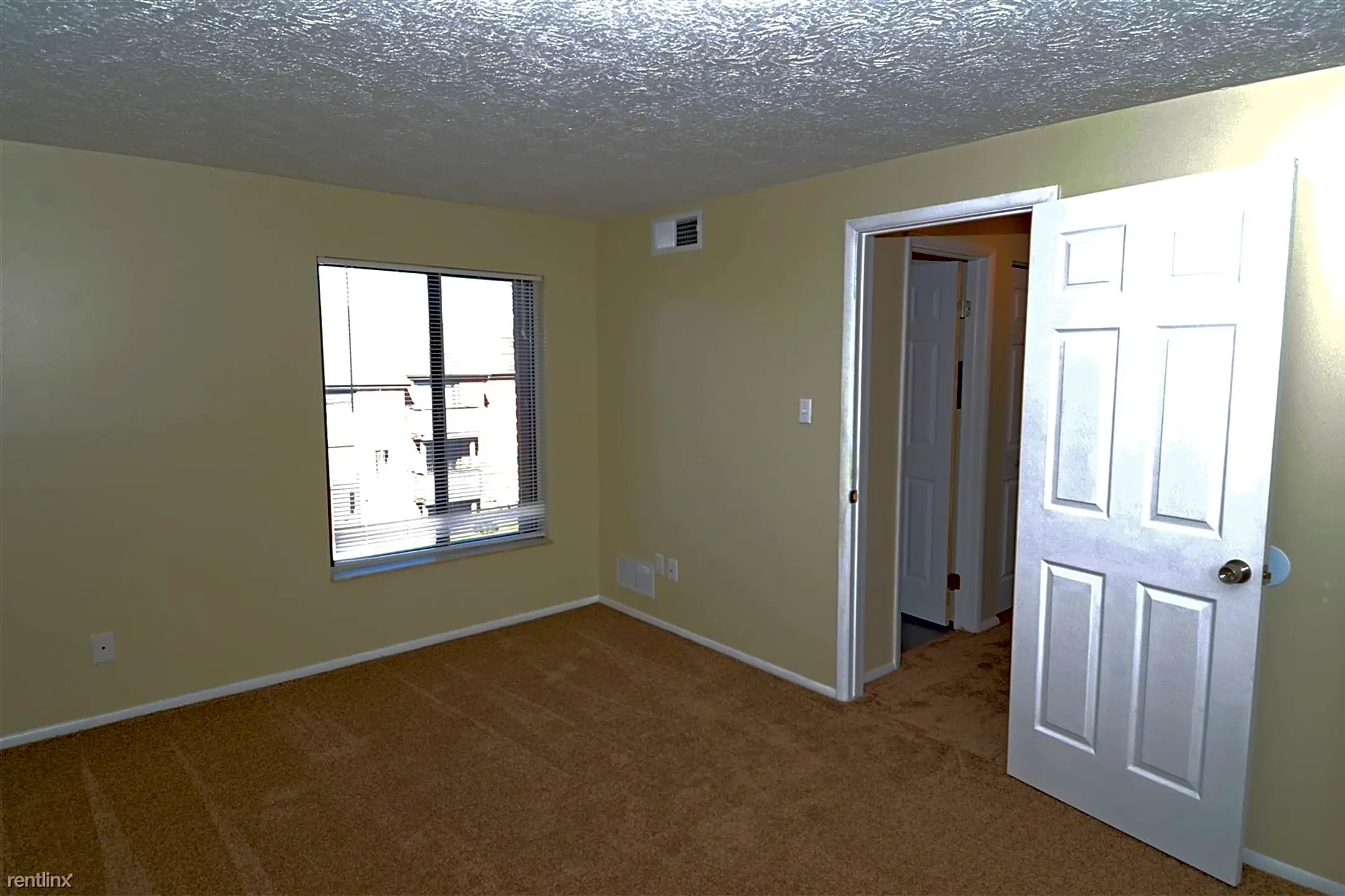 Bedroom - 1270 Highfield Ct - Bethel Park, PA