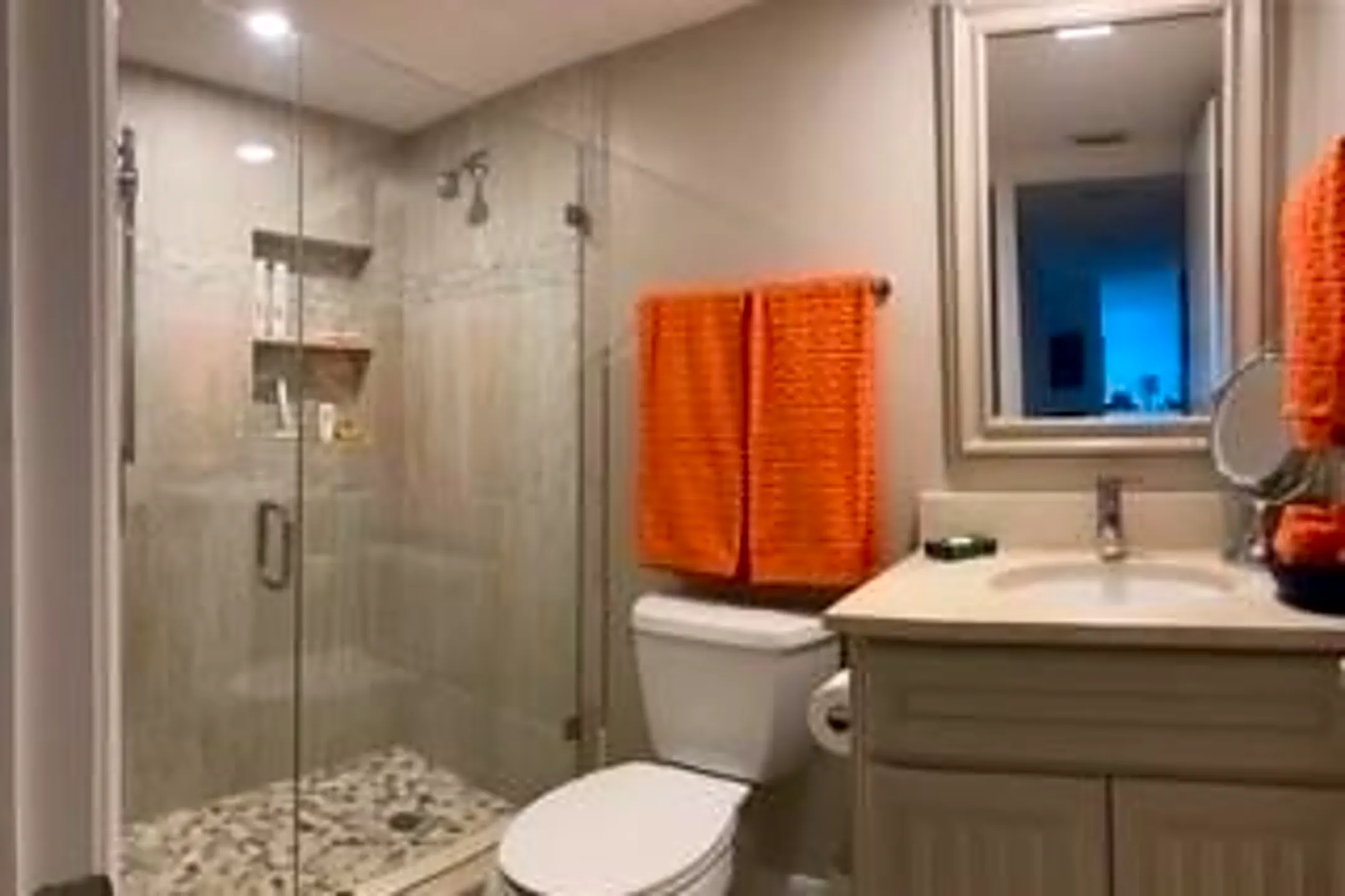 Bathroom - 4101 Ocean Dr #3B - Vero Beach, FL