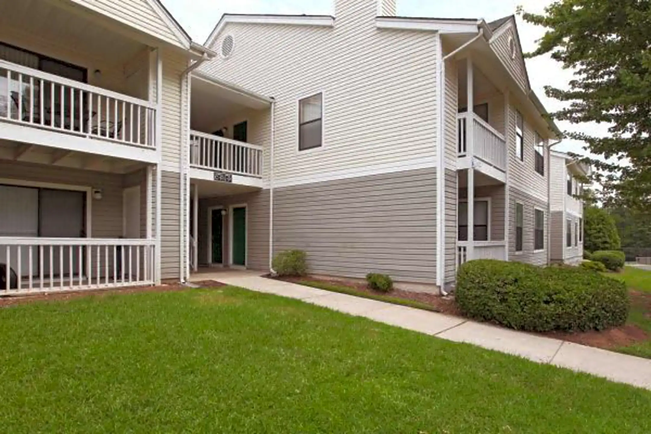 Amber Oaks Apartments Durham, NC 27713