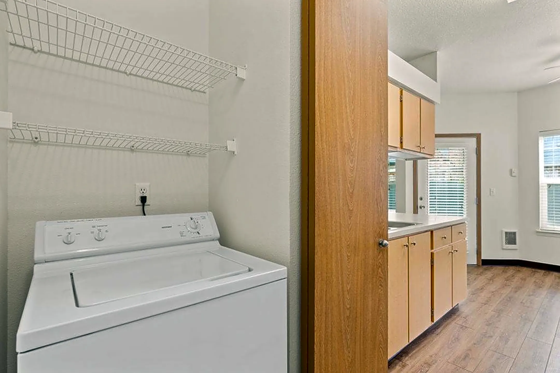 Bathroom - Cascade View Apartments - Vancouver, WA