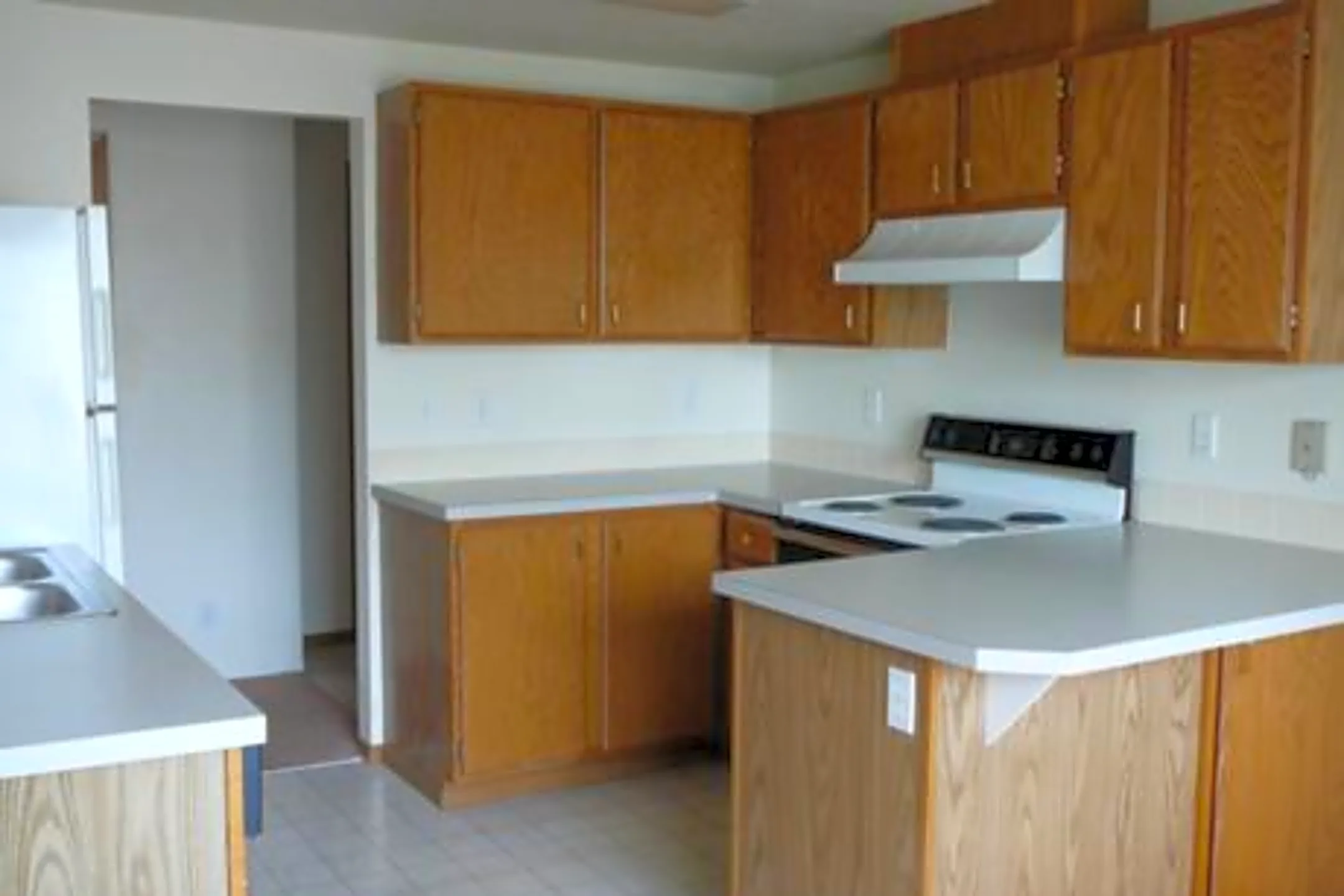 Alki Court 12112 E Alki Ave Spokane Valley, WA Apartments for Rent