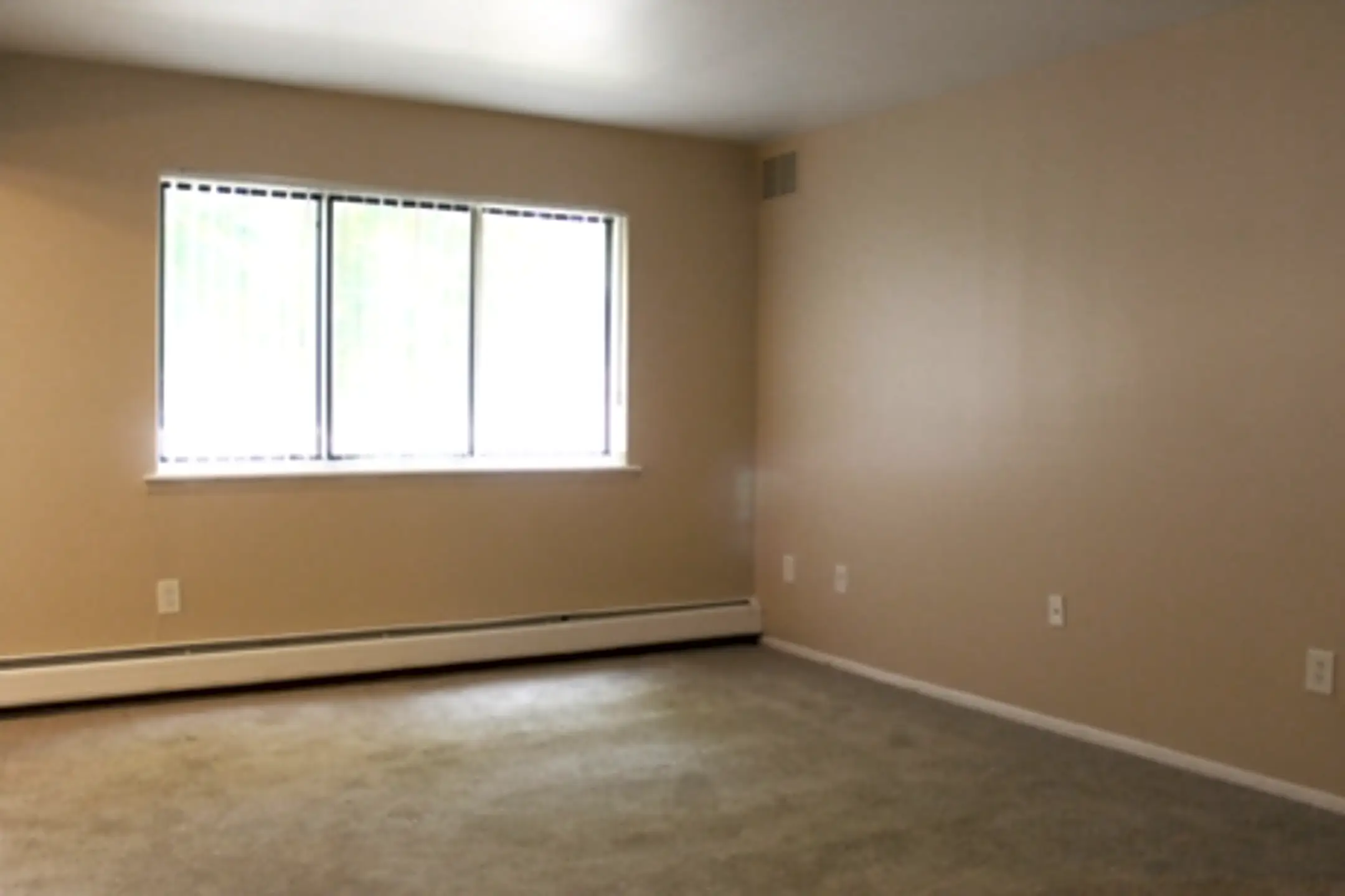 Tuscan Shores Apartments Roseville, MI 48066