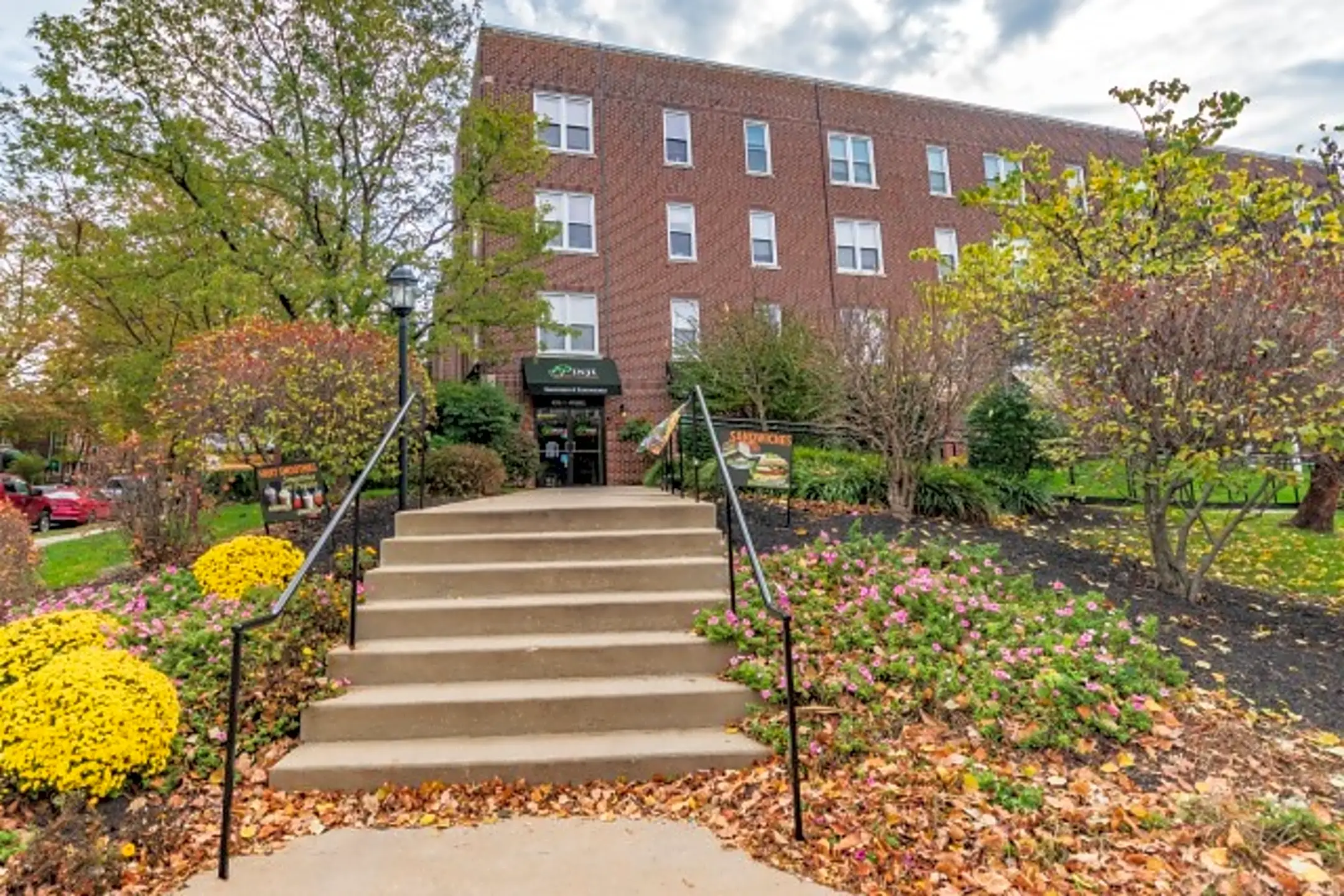 Delfe Apartments At Trolley Square Wilmington, DE 19806