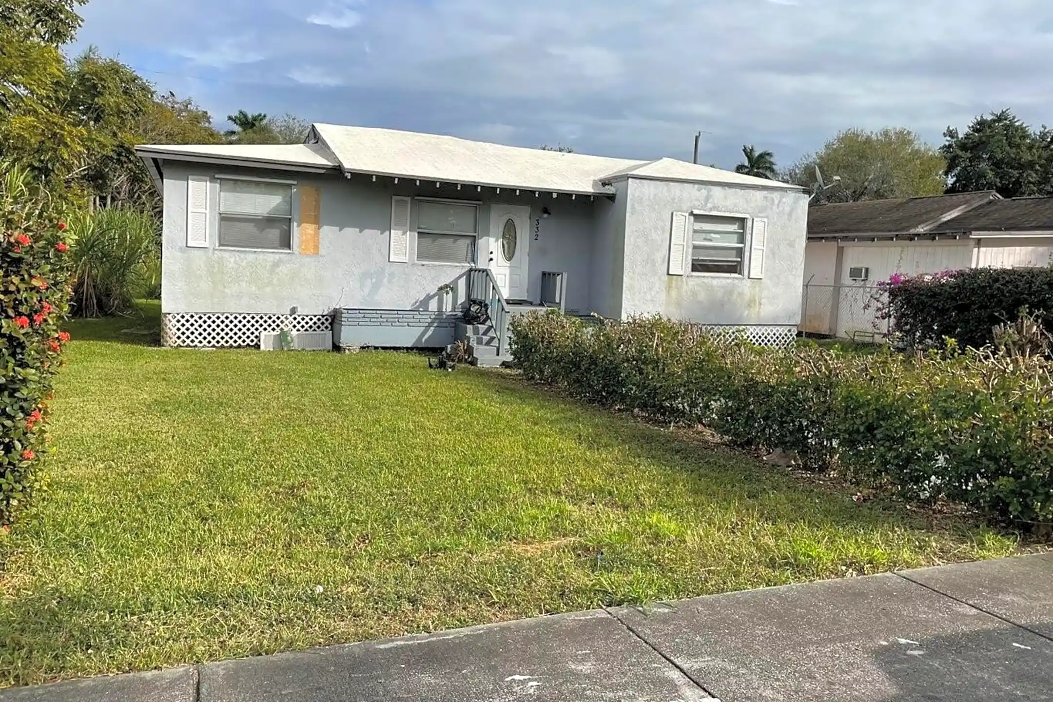 332 Banyan Ave Houses Pahokee, FL 33476