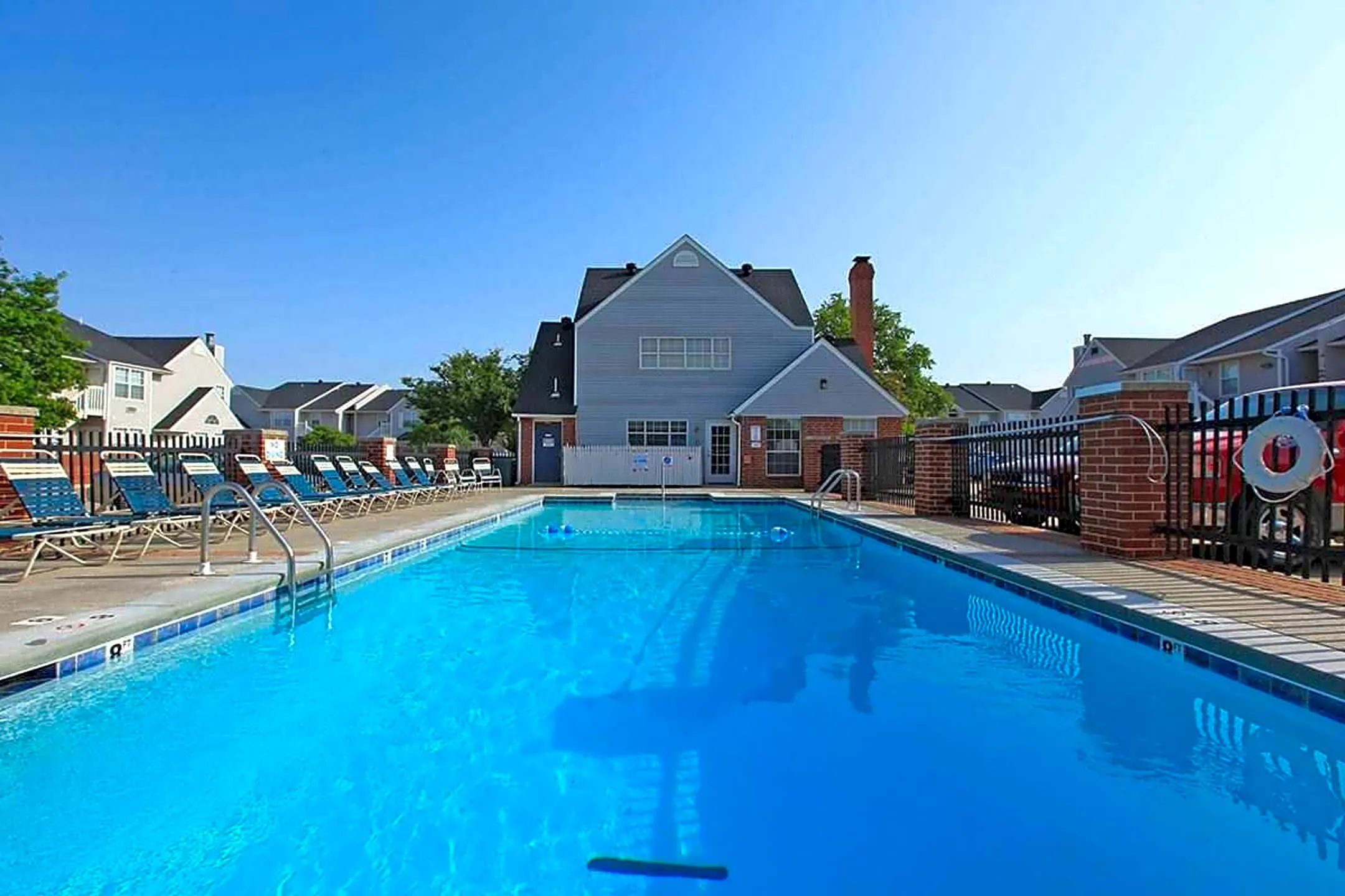 Pool - Cape Cod Condominiums - Oklahoma City, OK