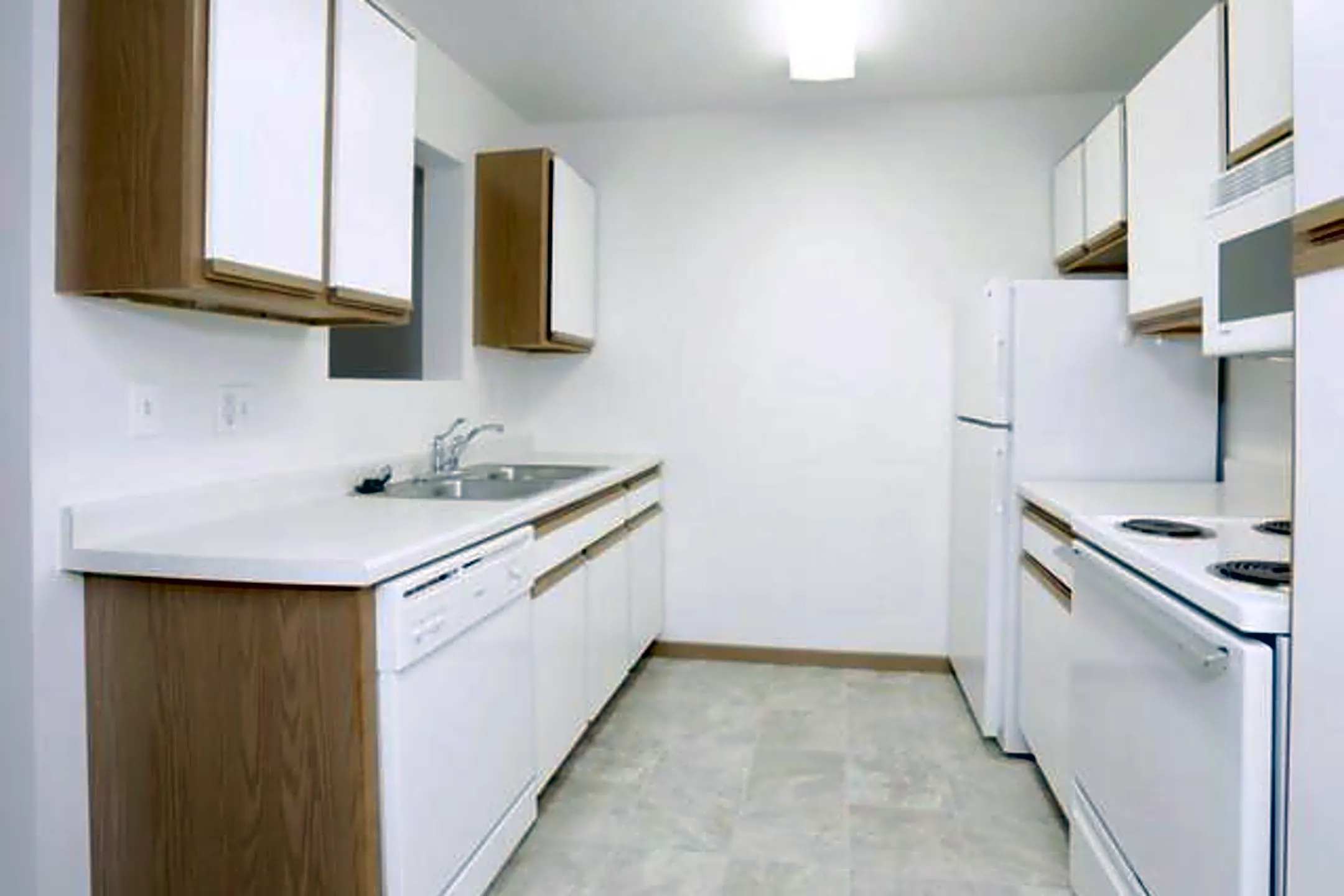 Brandy Hill 1431 35th St S Fargo, ND Apartments for Rent Rent.