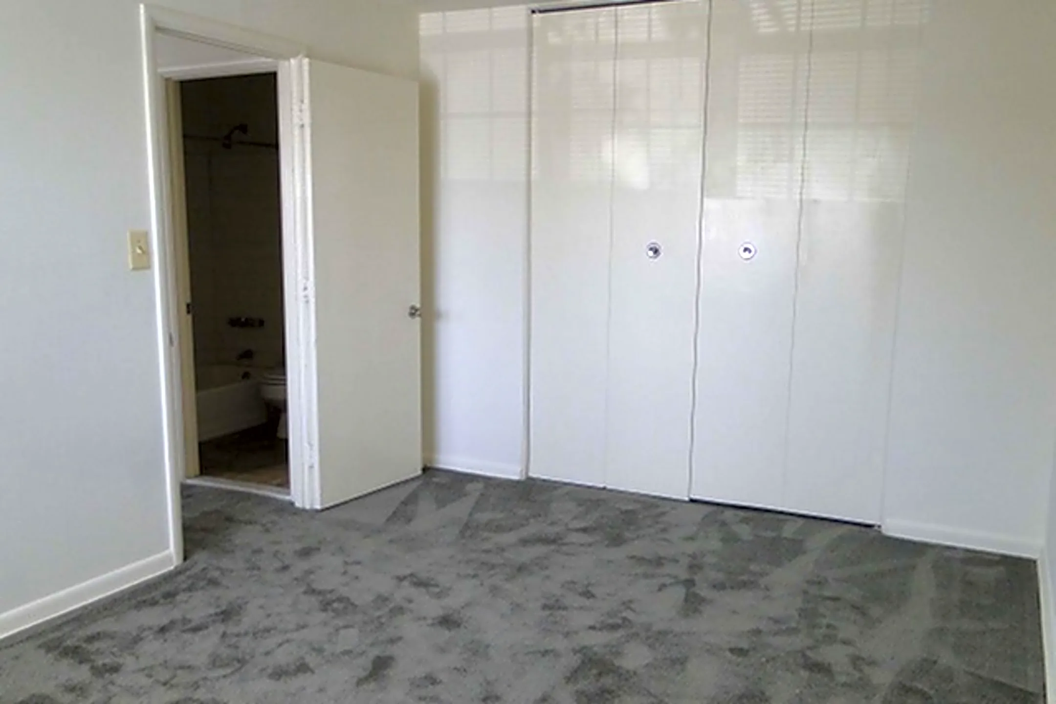 Dunlea Apartments 7583 Westfield Rd Dundalk, MD Apartments for Rent