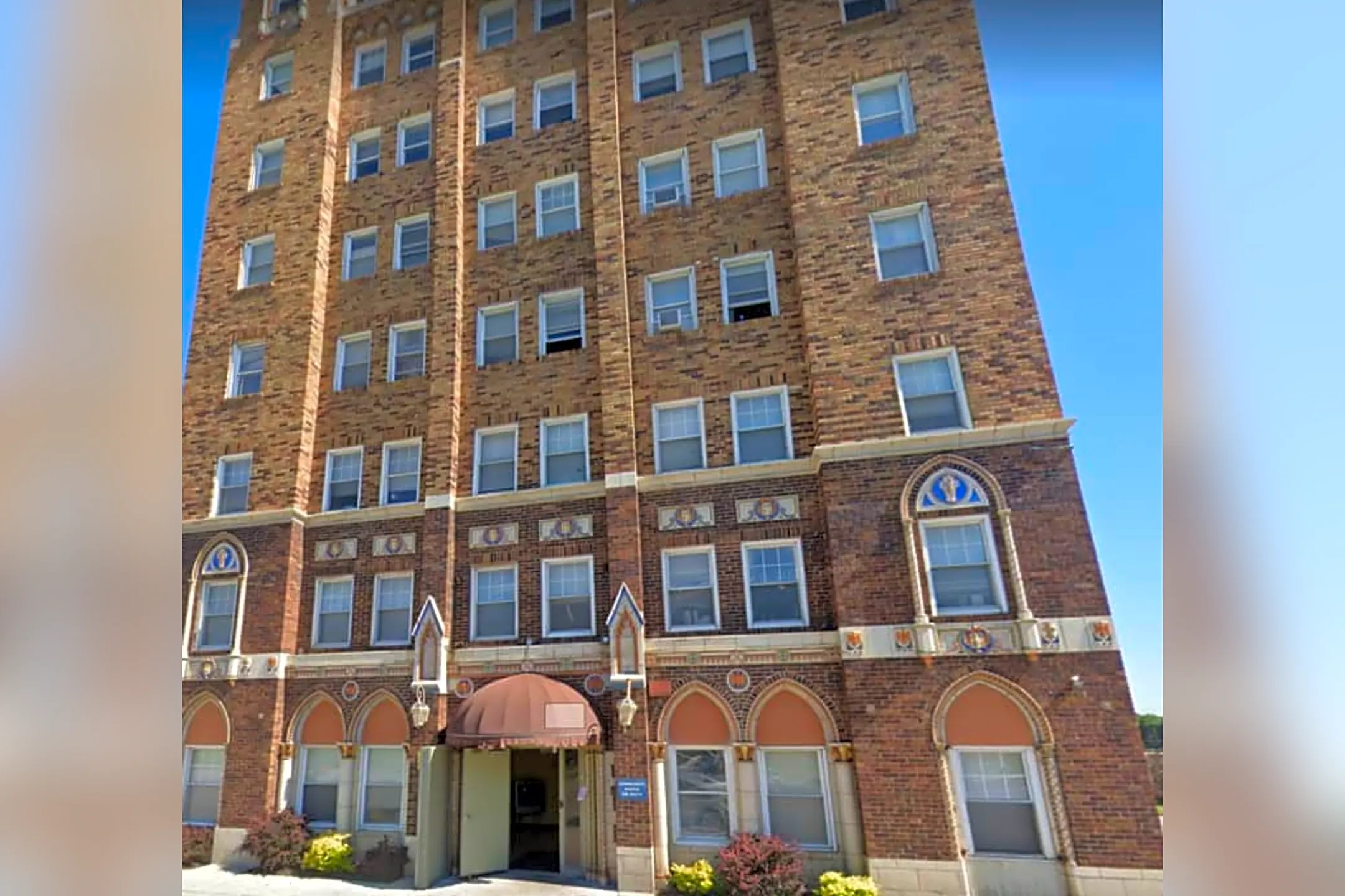 MayfairLinwood 1224 E Linwood Blvd Kansas City, MO Apartments for