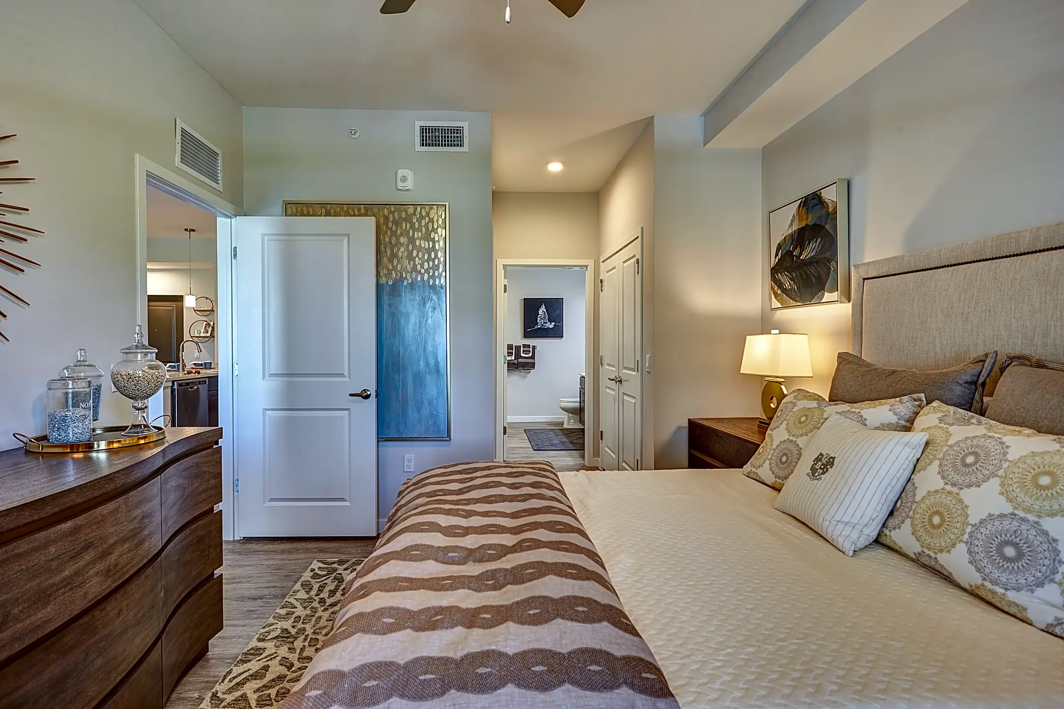 Lago Apartments Naples, FL 34104