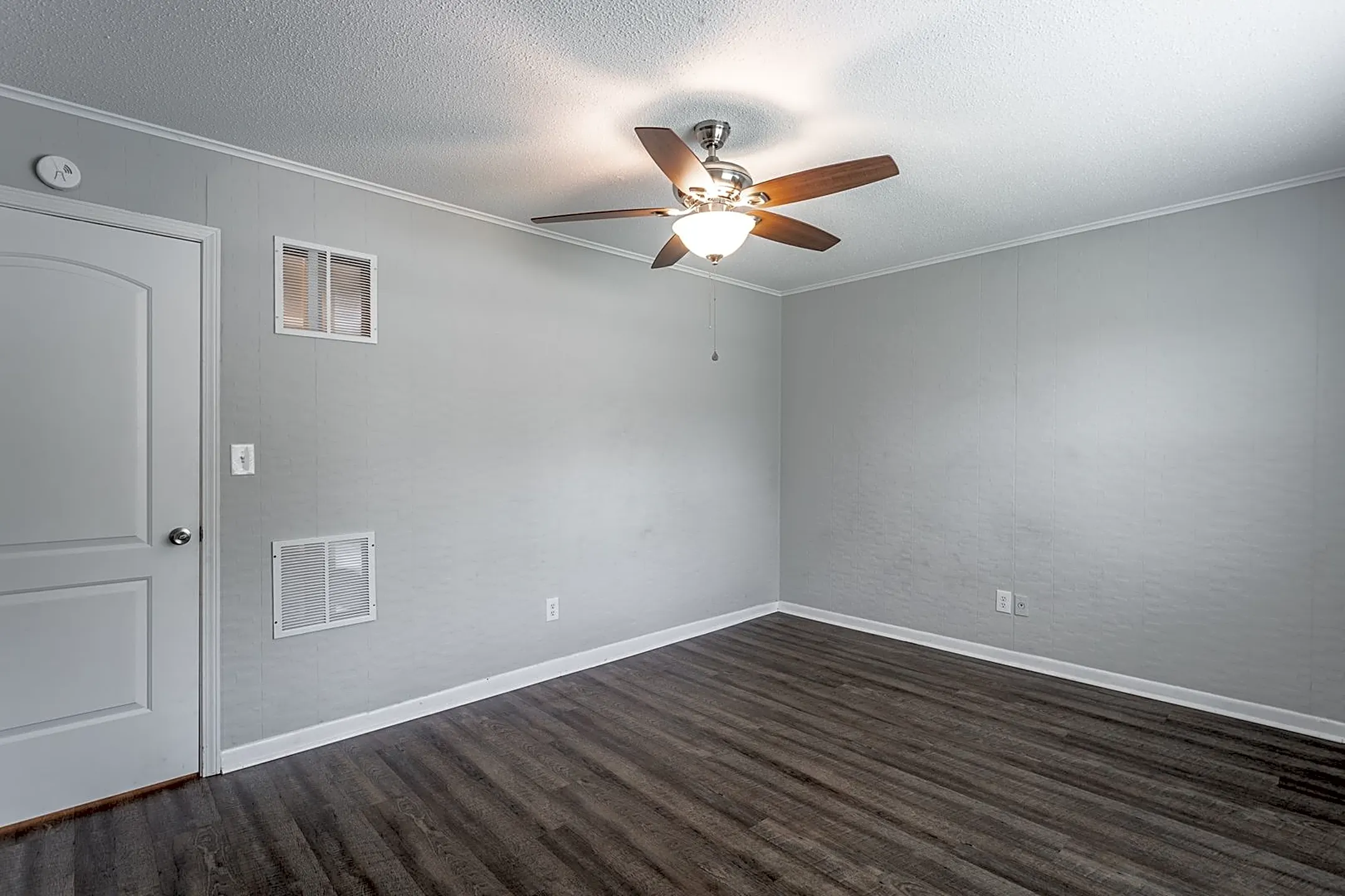 110 Van Cleve St Fort Oglethorpe, GA Apartments for Rent Rent.