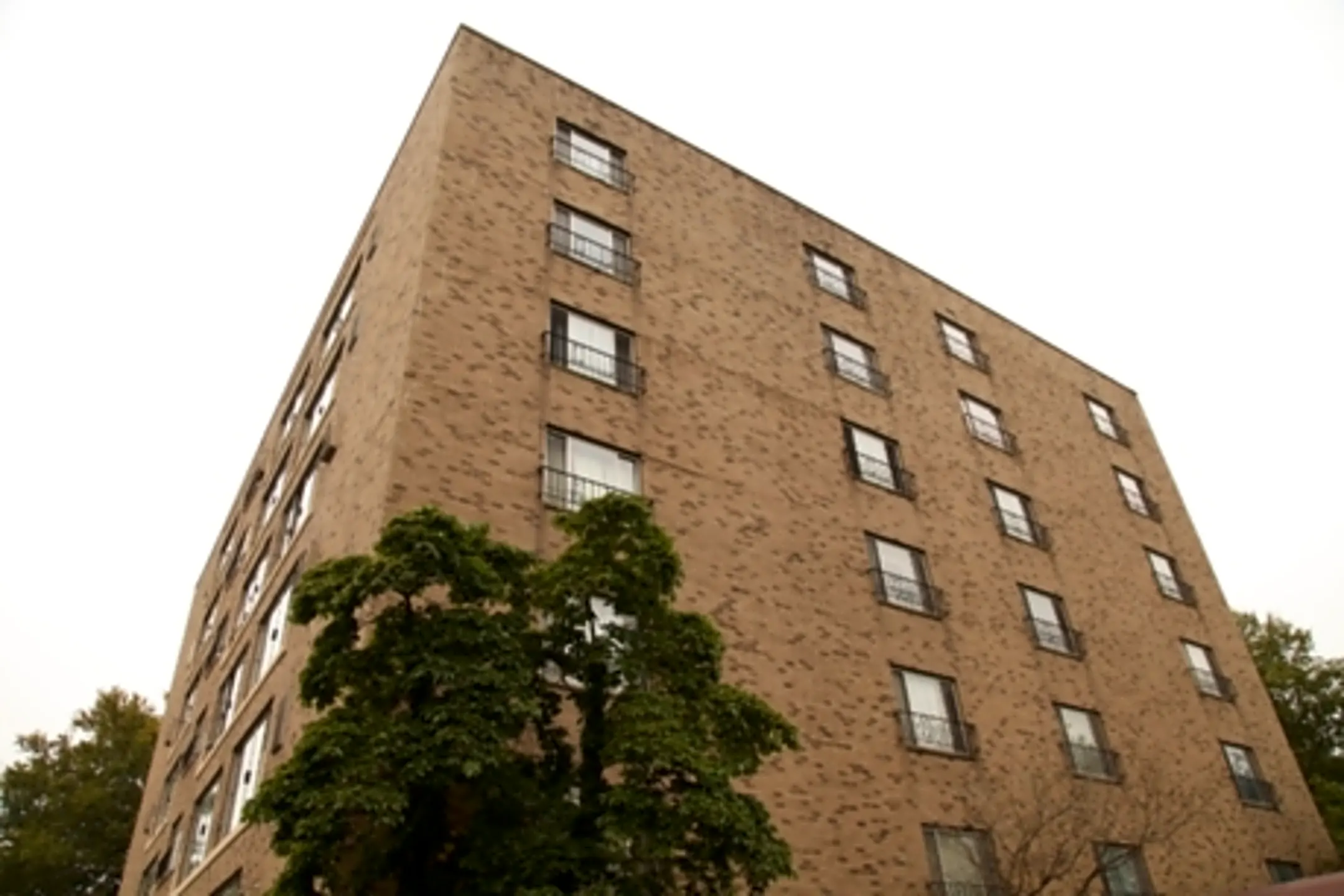 Luxury Rentals 1315 W State St Trenton, NJ Apartments for Rent Rent.