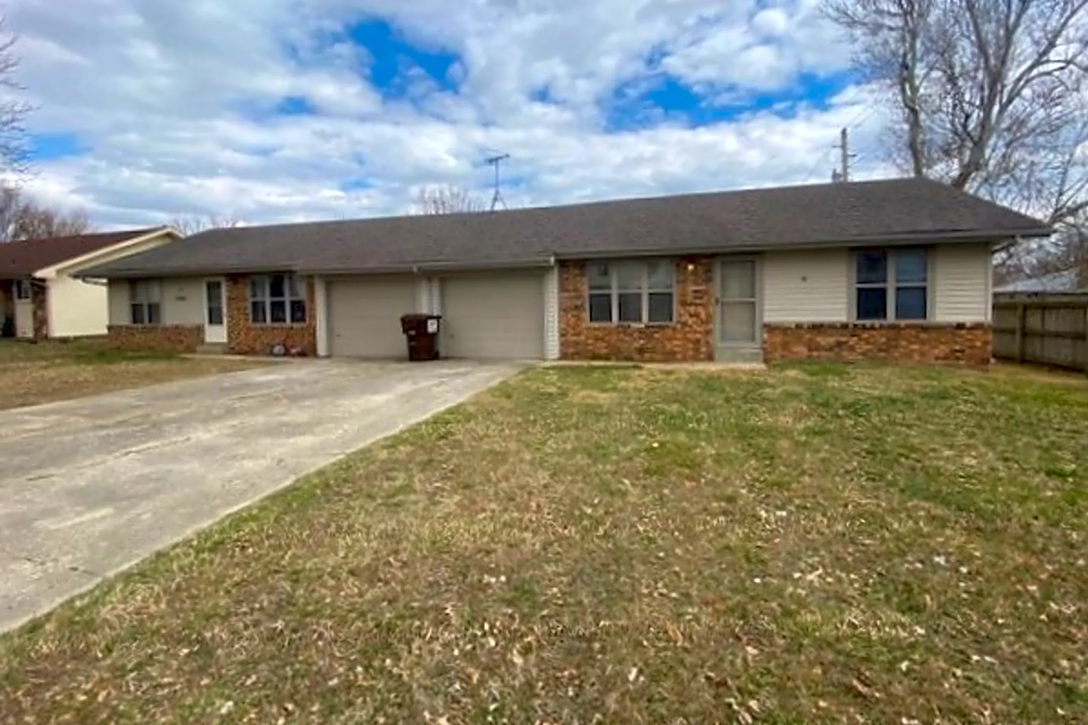 4364 S Glenn Ave 4364 S Glenn Ave unit B Springfield, MO Houses for