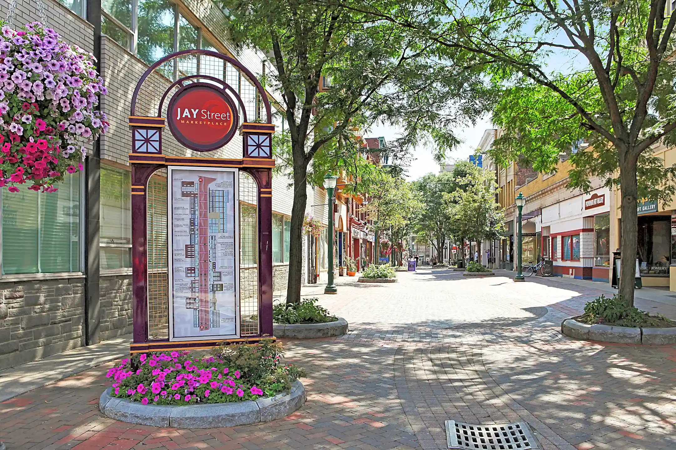 Iroquois Village Apartments Niskayuna, NY 12309