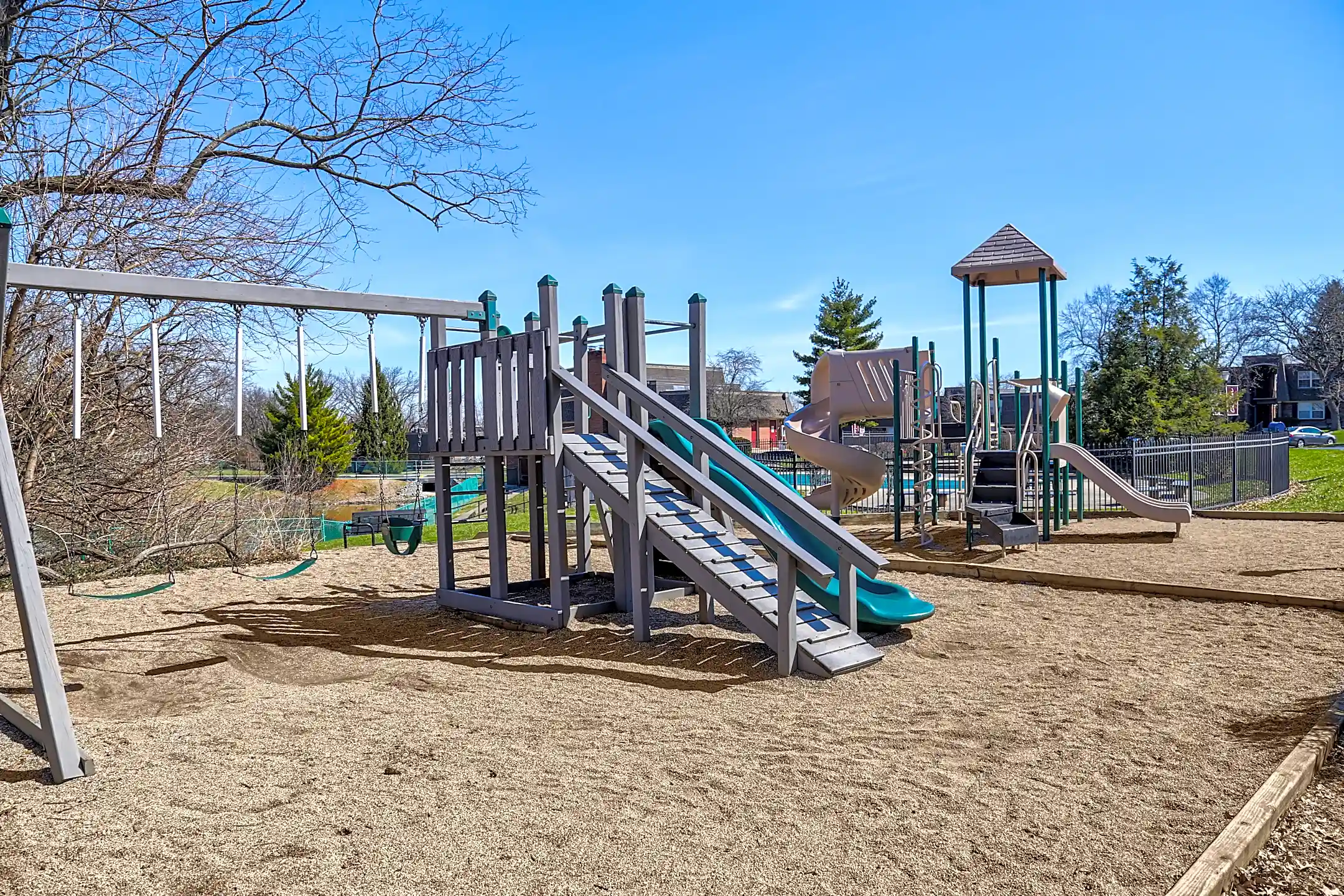 Burgundy Court Cincinnati, OH 45239