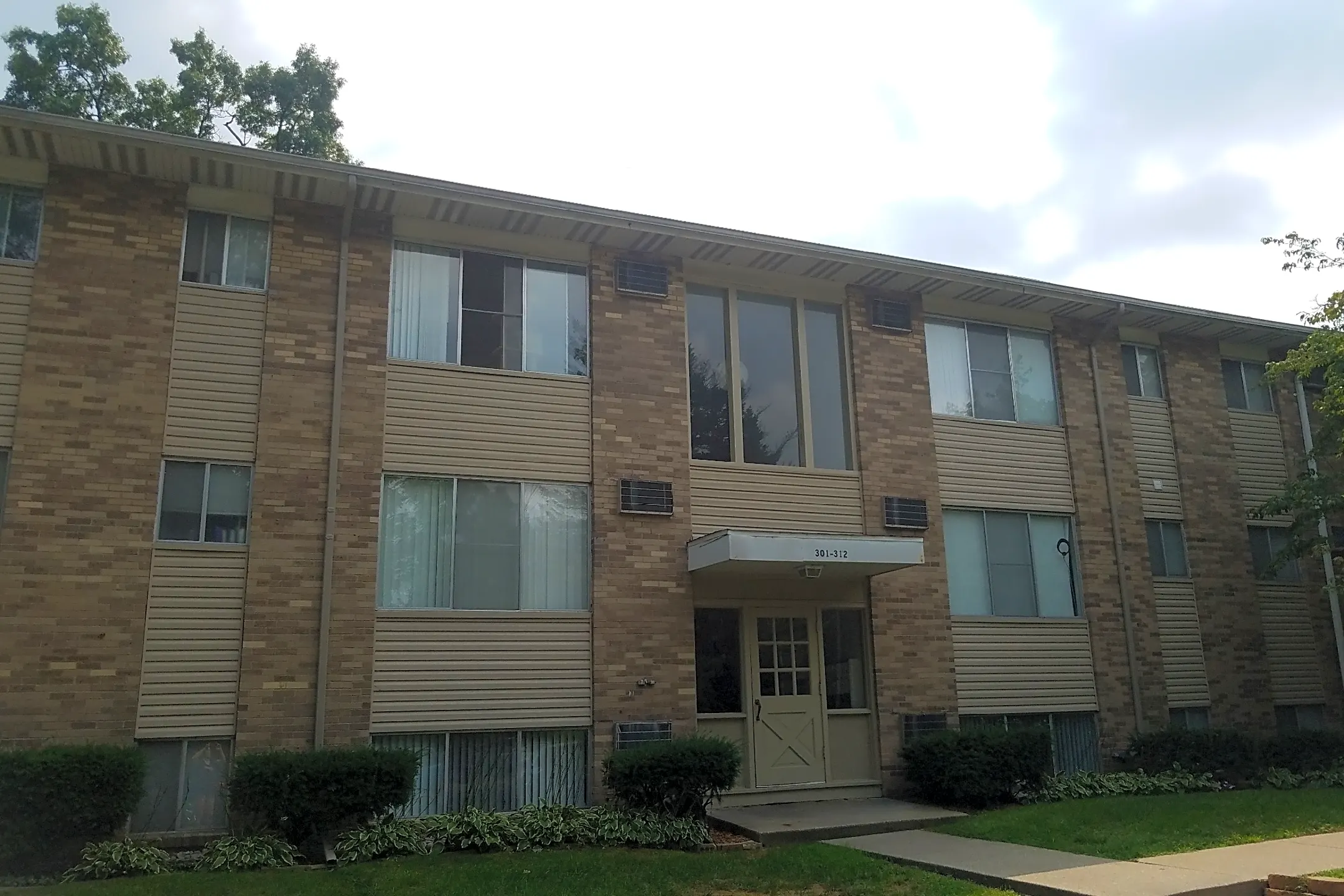 Twin Oaks Apartments Sylvania Ohio